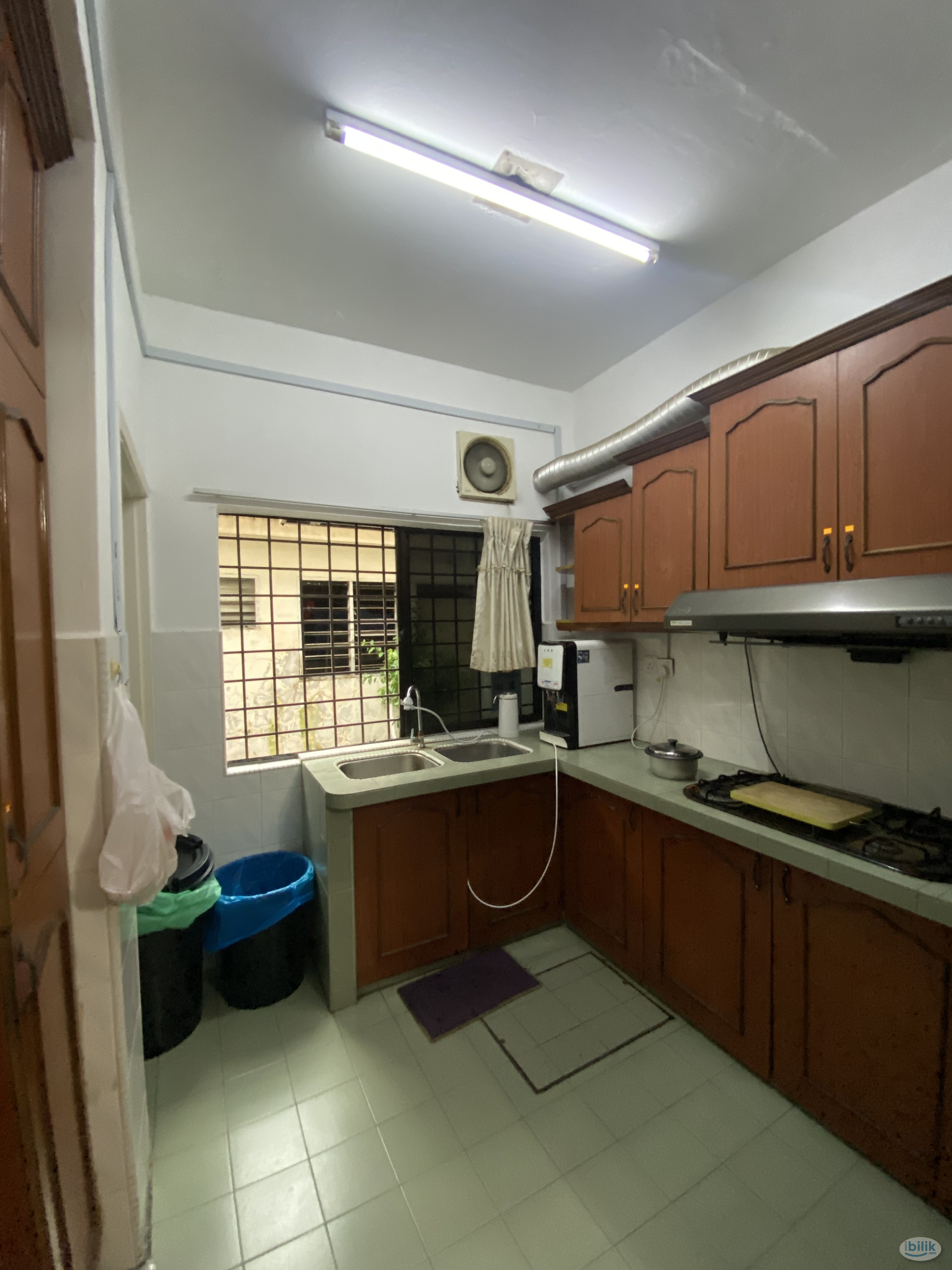 🚶‍♂️ to USJ7 LRT Station 🔥 Partial Furnished Room for Rent in USJ 6, Subang Jaya - Image 3