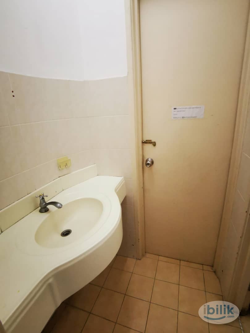 Cozy & Comfortable Fully Furnished Room @ Kota Damansara - Image 3