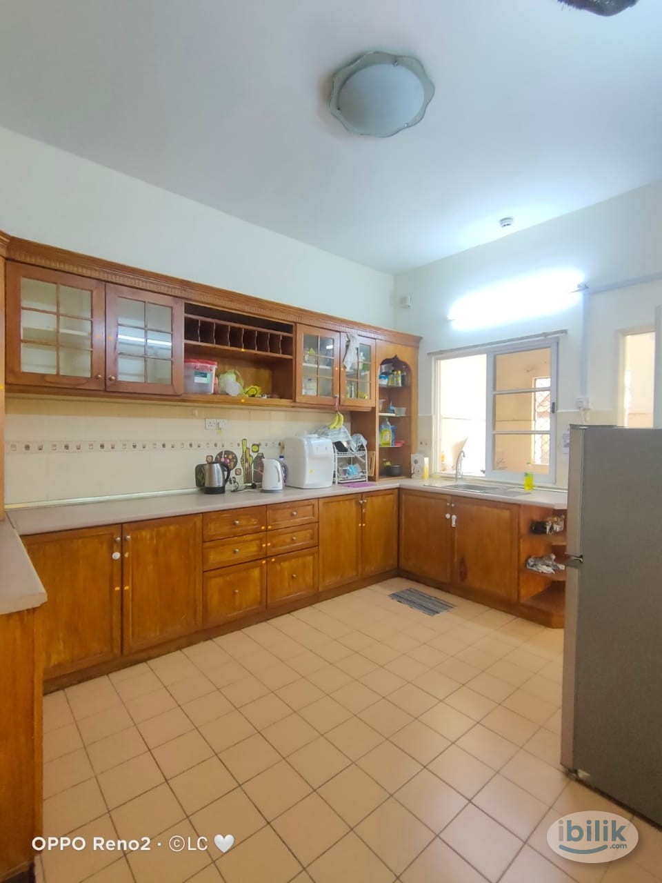 Comfortable Room with Attached Sharing Bathroom at Kota Damansara, Petaling Jaya - Image 4