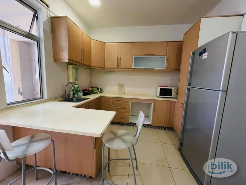 Easy Access to Gamuda Walk Mall 😍 Room for Rent in Bukit Rimau, Kota Kemuning - Image 3