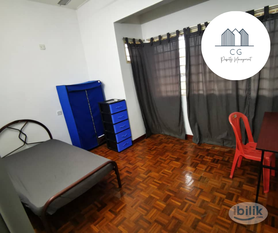 1 Month Deposit @ Comfortable Middle Room with Aircond at Kota Damansara, Petaling Jaya - Image 1