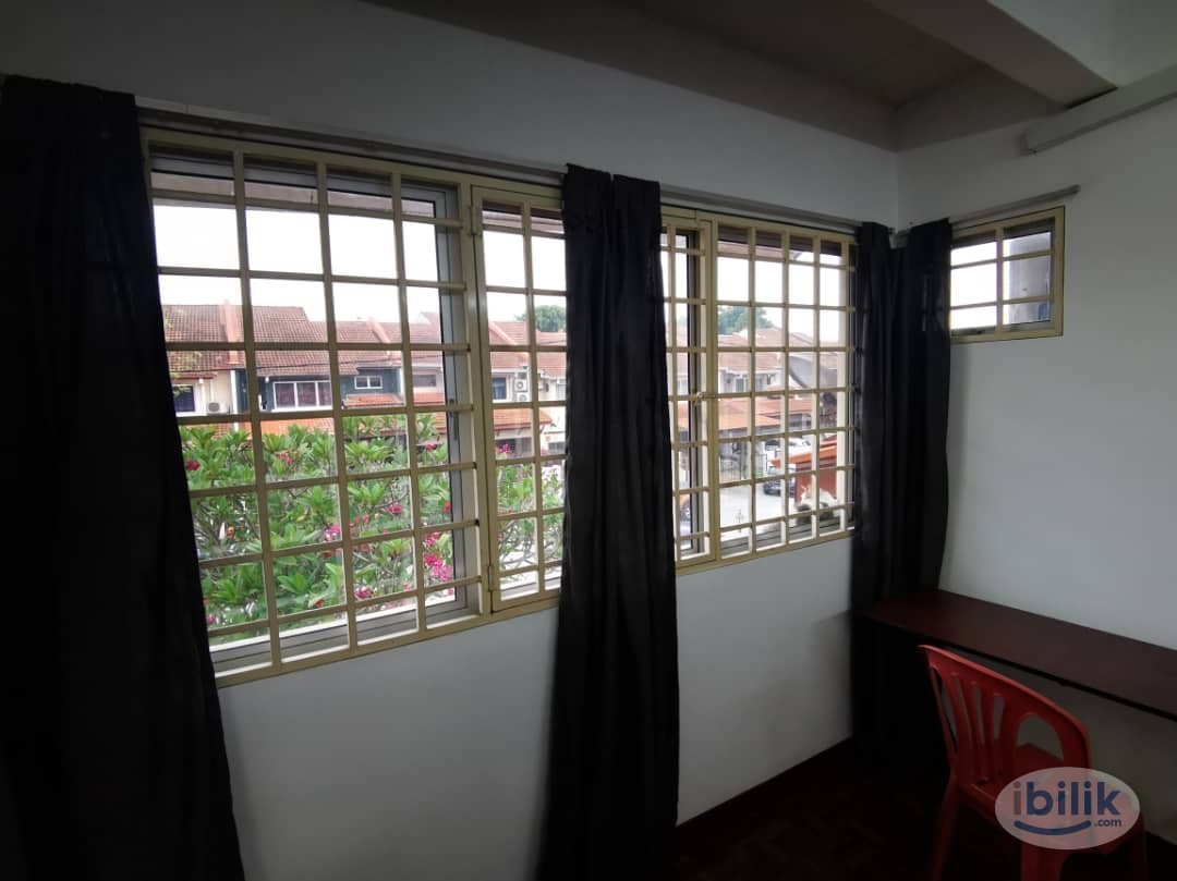 1 Month Deposit @ Comfortable Middle Room with Aircond at Kota Damansara, Petaling Jaya - Image 2