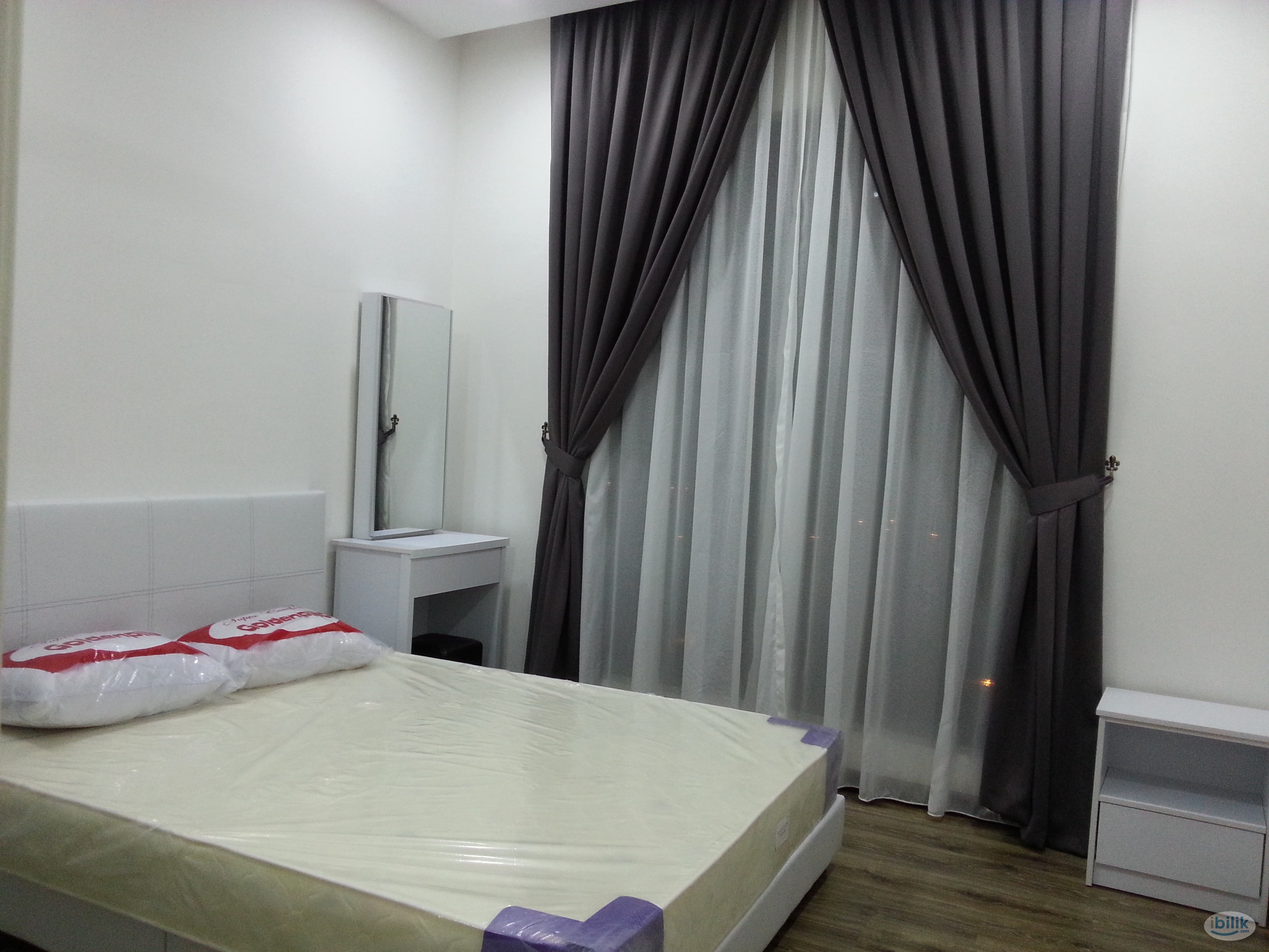 Middle Room at Cristal Residence, Cyberjaya - Image 3