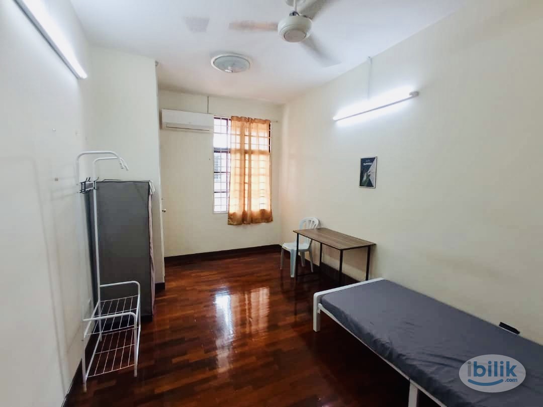 Terrace Room For Rent At Bandar Puteri Puchong - Image 2