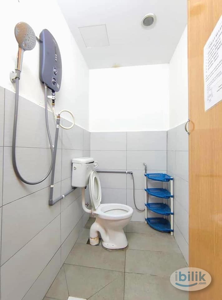 Master Room Rent in Sepah Puteri Near Seksyen 6 / The Strand Mall / MRT Station - Image 5