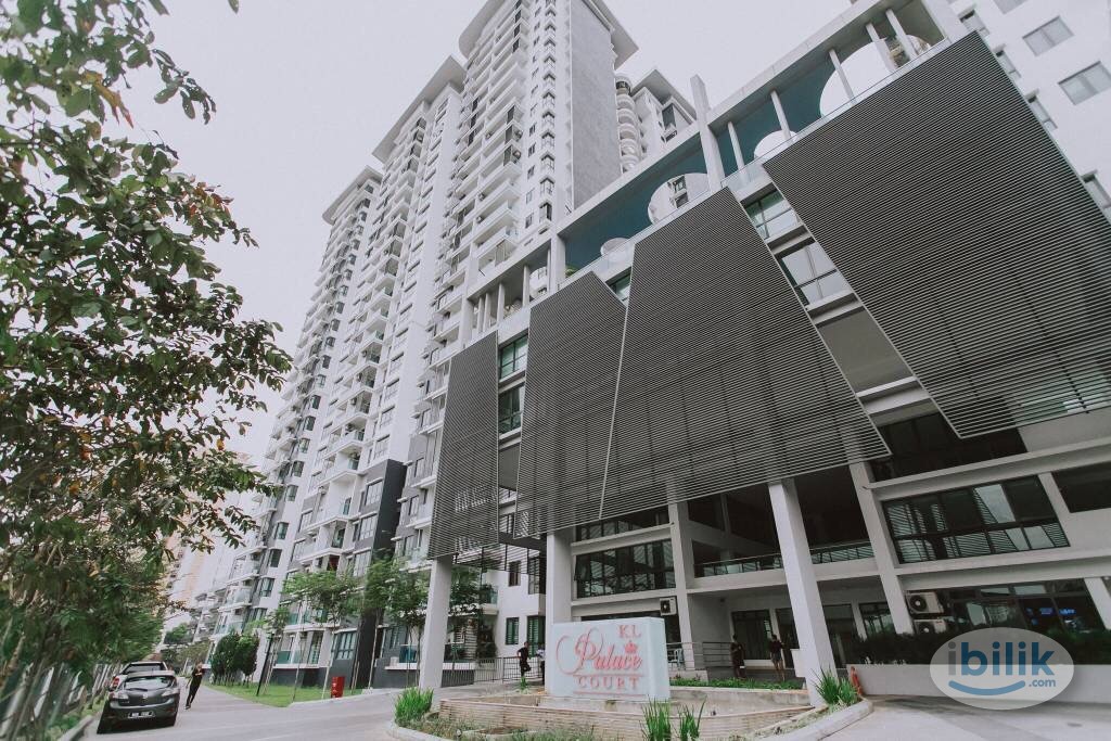 Middle Room with Private Toilet @ KL Palace Court, Kuchai Lama - Image 1