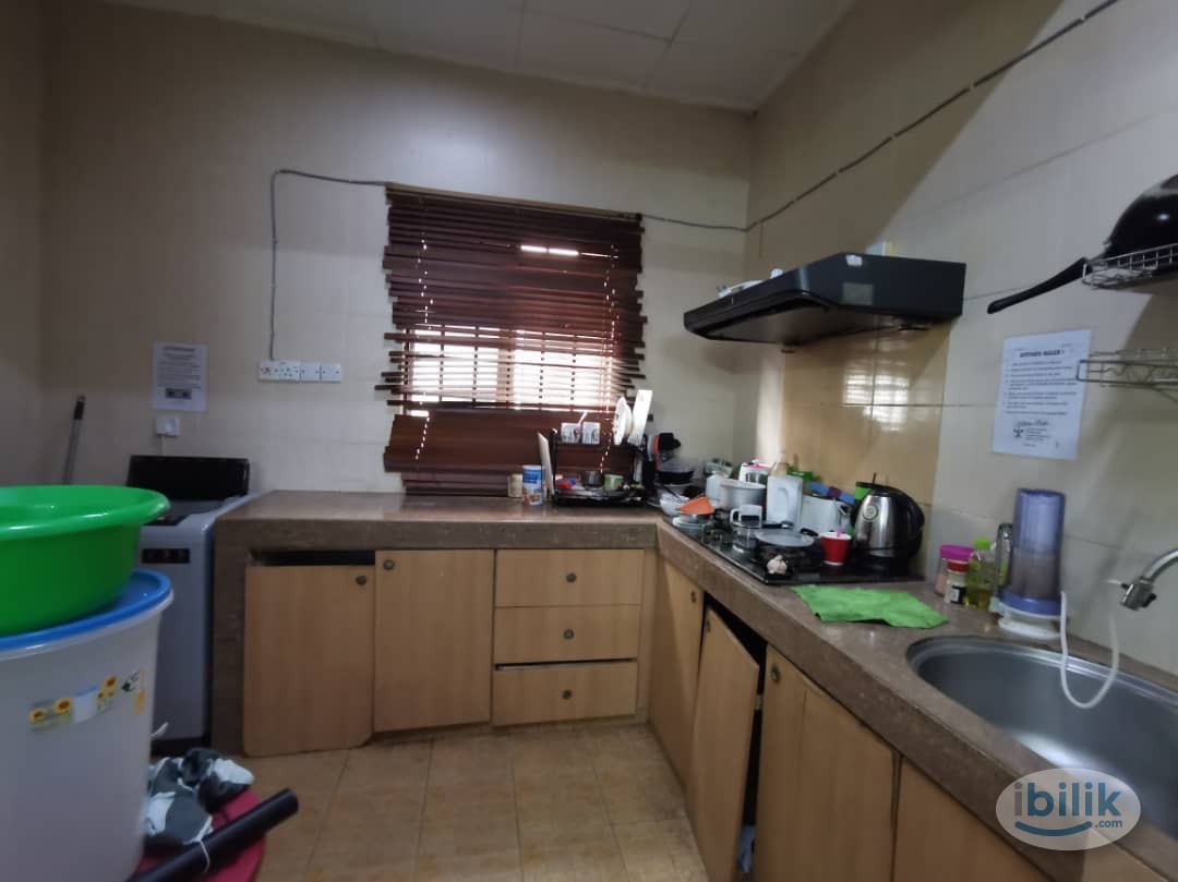 Cozy Single Room at Kota Damansara, Petaling Jaya - Image 5