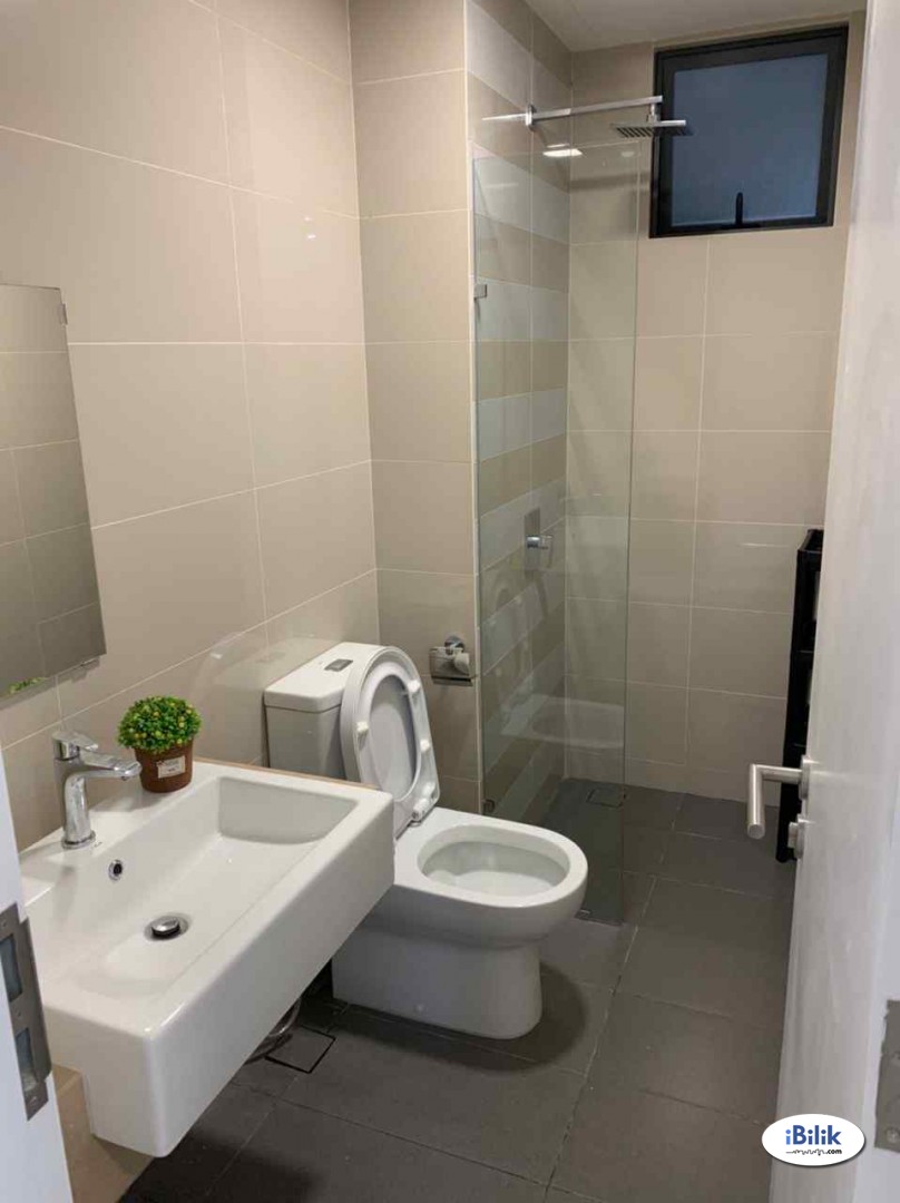 Single Room with private balcony - Image 2