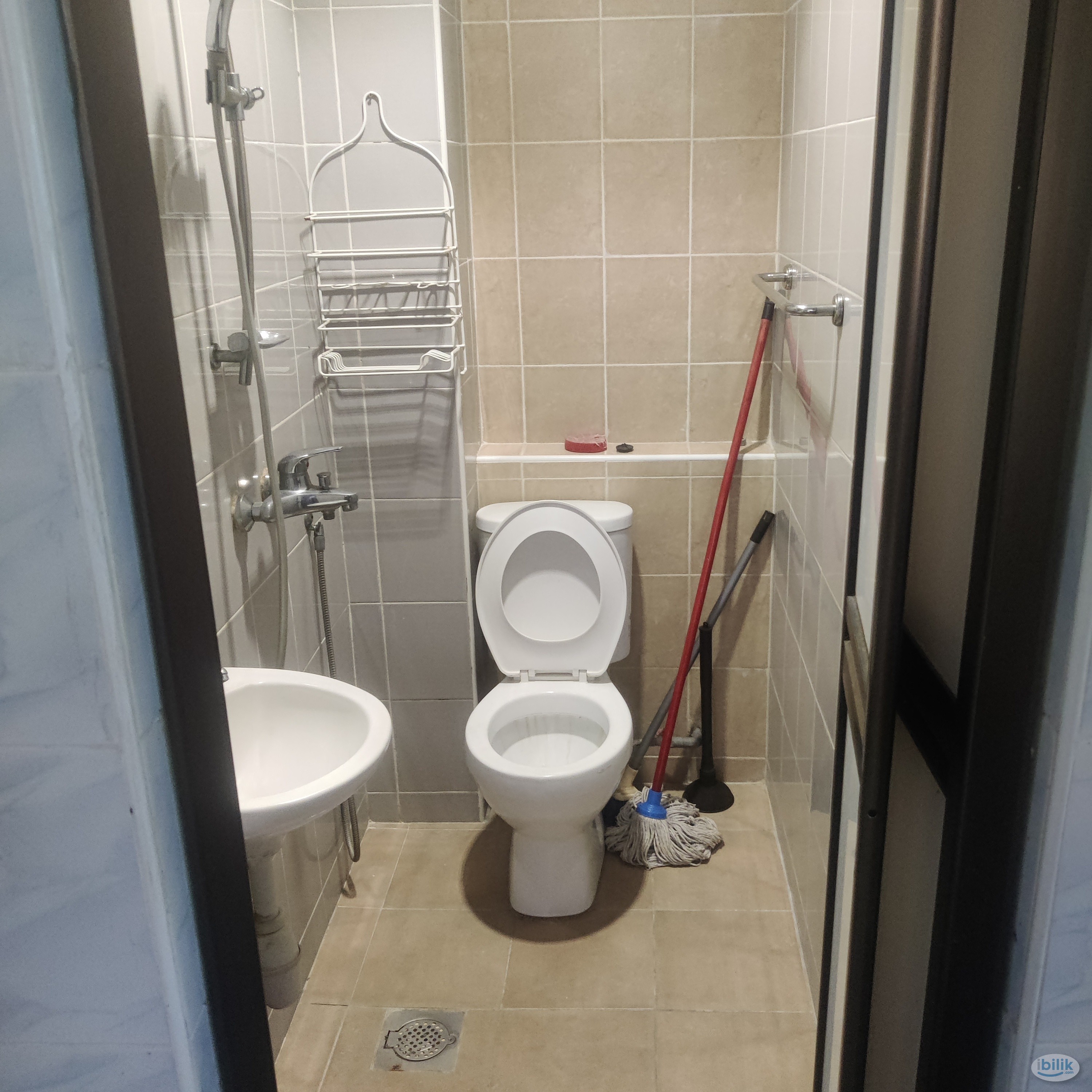 Single Room at Section 14, Petaling Jaya - Image 2