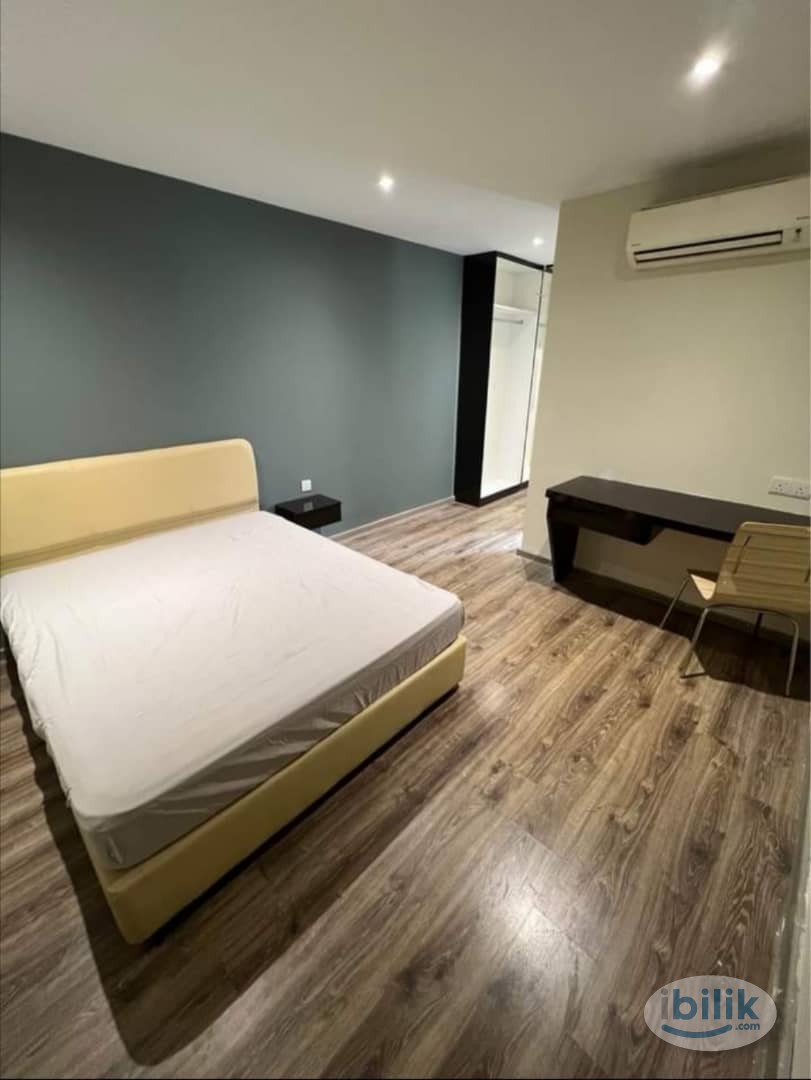 Co Living Hotel Room With Private Bathroom , 2Mins To Hospital Kuala Lumpur 【Zero Deposit Promotion】 - Image 1