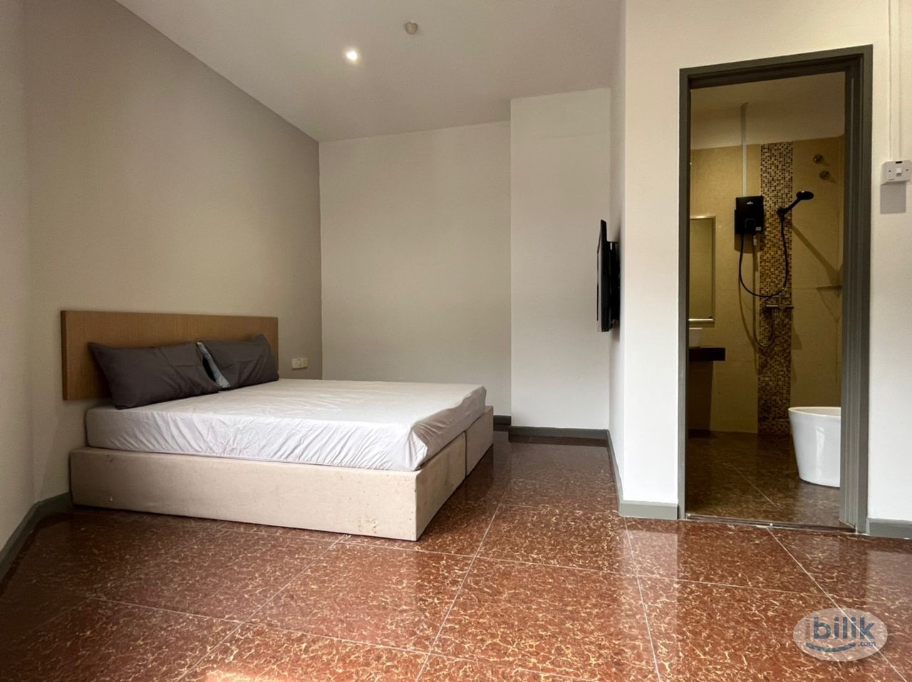 6 min drive to MyTown Cheras 🚗 Room for Rent at Shamelin Cheras - Image 1