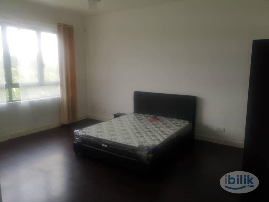 Master Room at Bandar Tun Hussien Onn, near AEON Cheras Selatan.  - Image 1