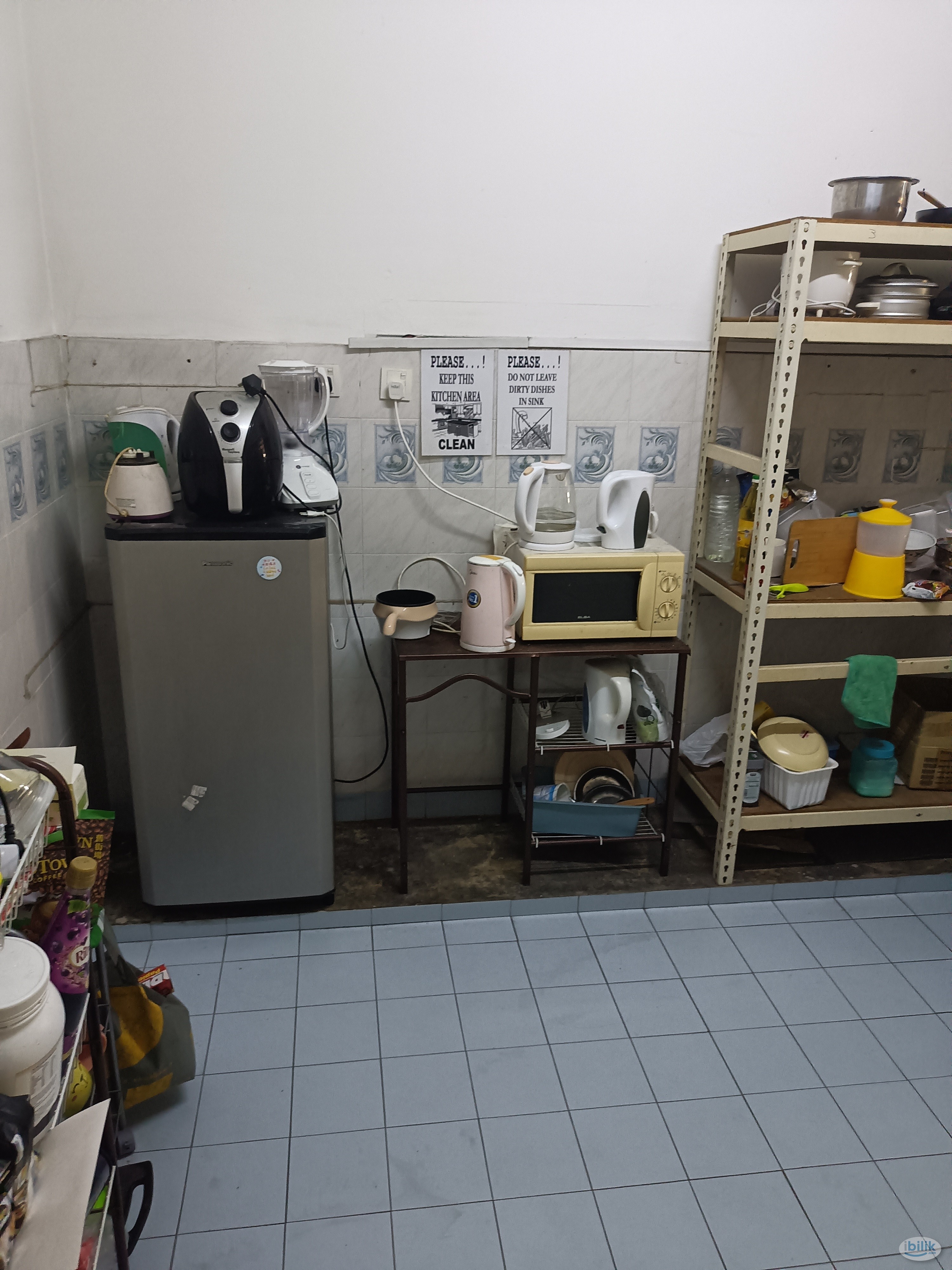 *Low Deposit Big Middle Room @ USJ 11/2d, Subang Jaya - Image 2