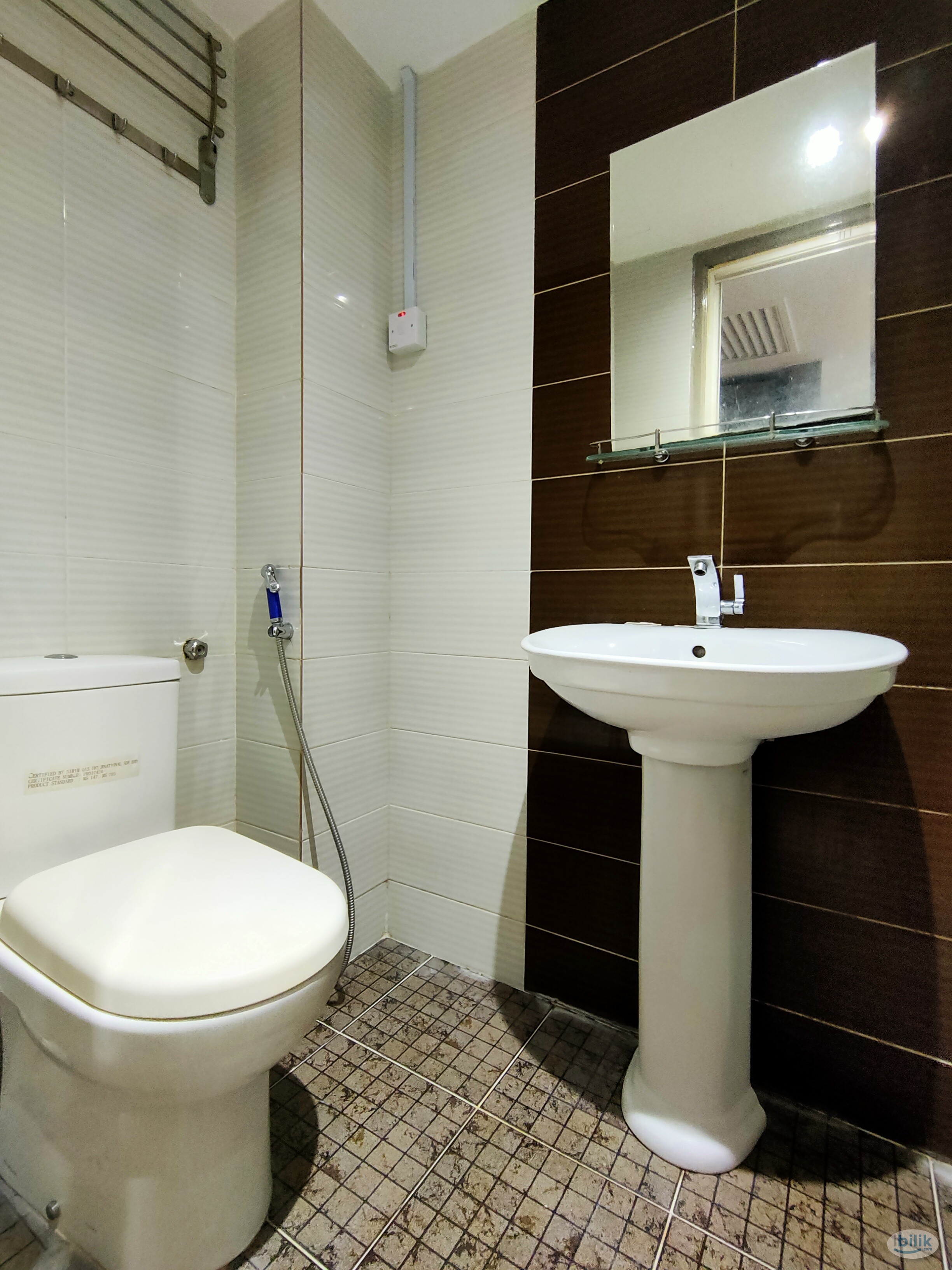 Middle Room at Chow Kit, KL City Centre - Image 2
