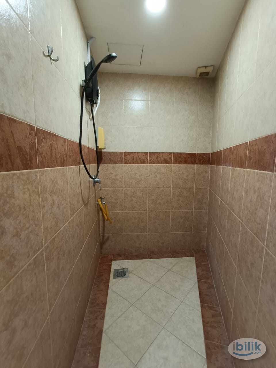 🛑 STOP SCROLLING WOI ,WINDOW ROOM RM550 💯💯SUBANG PERMAI COZY MASTER ROOM RENTAL 🎈🎆🎈 - Image 3