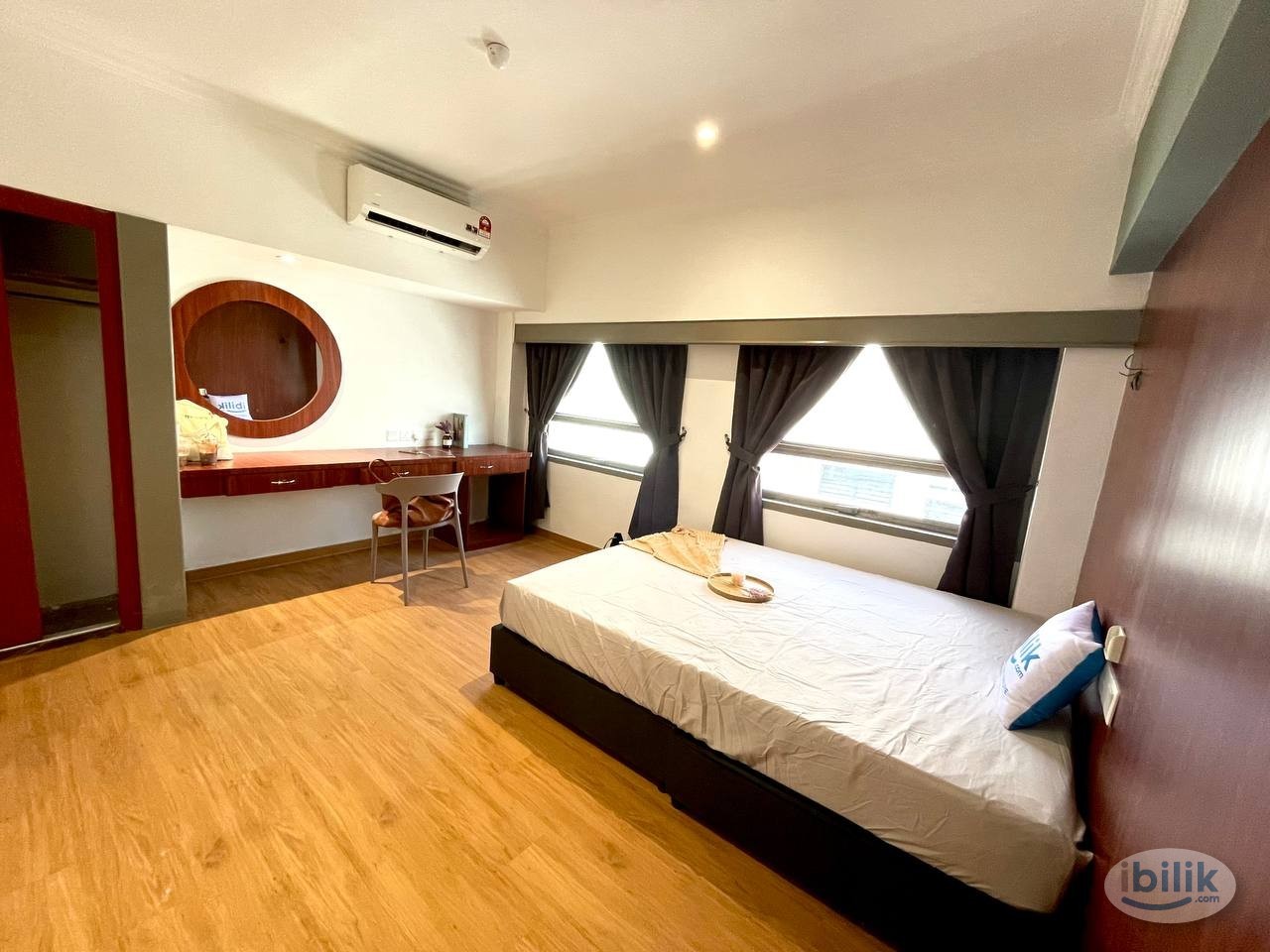 Walking Distance to LRT Chow Kit 🚄 Master Room + Window + Aircond - Image 3