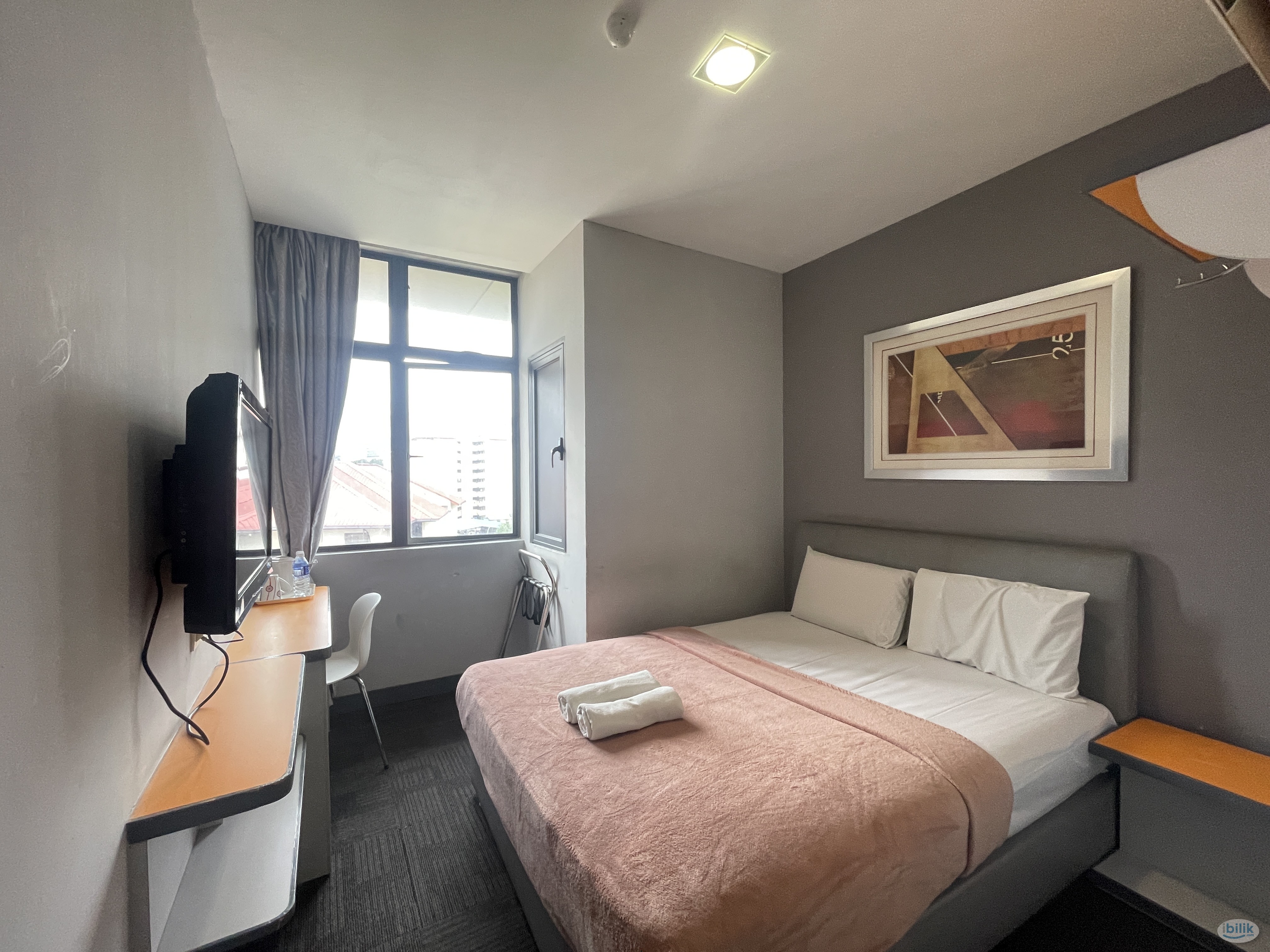 7min 🚶‍♂️ Imperium College. Room with Toilet near Times Square, TRX Exchange - Image 5