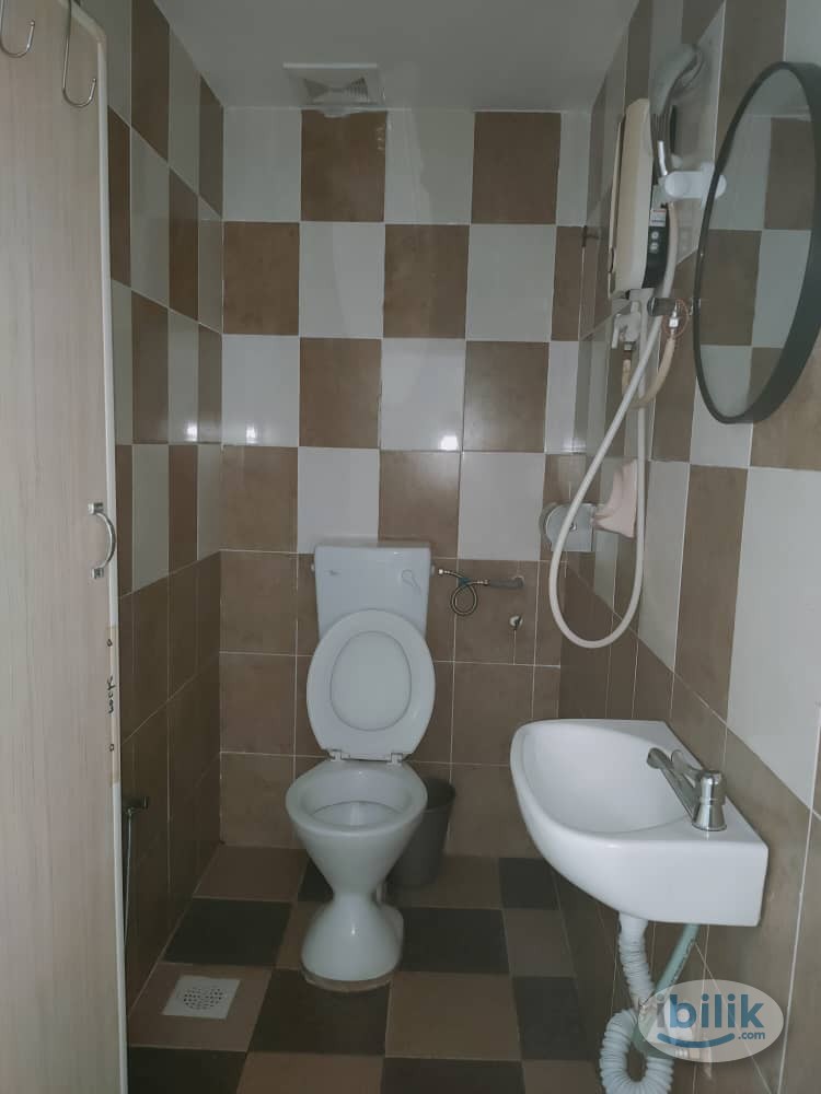 Looking for Room near LRT Kelana Jaya❓  Master Room for Rent at SS3 - Image 2