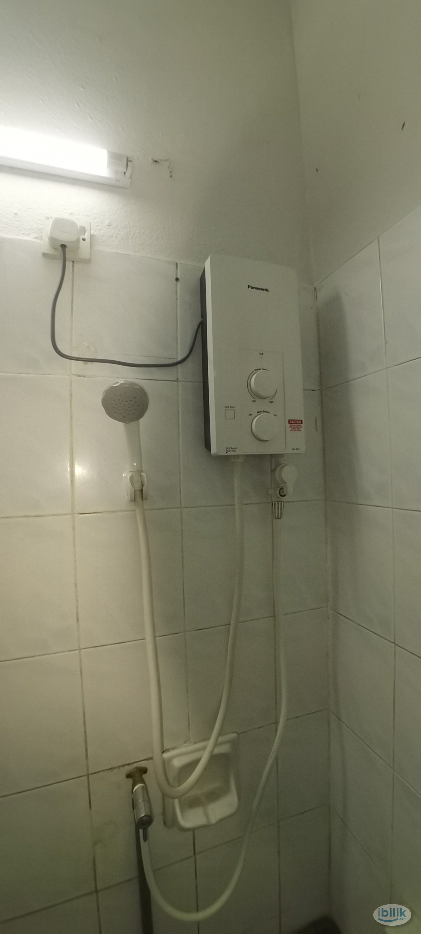 Private room to rent - Image 2