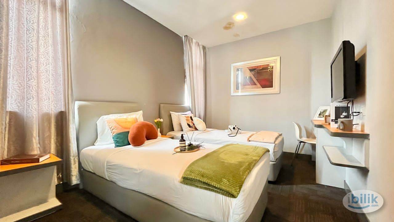 8mins to LRT Pudu 🚅 Near Times Square  ✨ Room Rent at Sungai Besi - Image 3