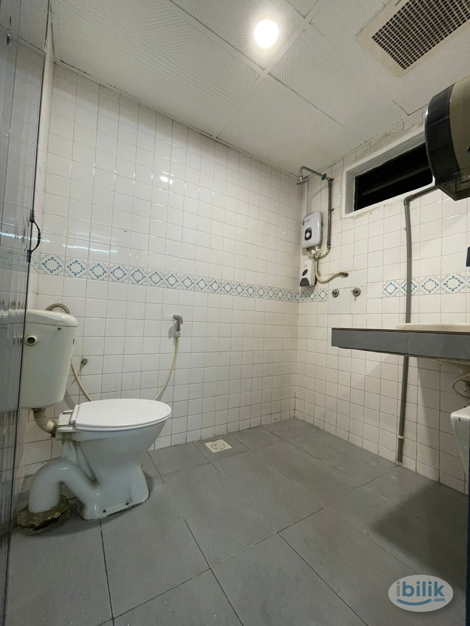 📌Super Nice Master Room at nearby Century Garden ( 🚩Taman Pelangi ) - Drive ONLY 5 Mins 🌈🌈 - Image 3