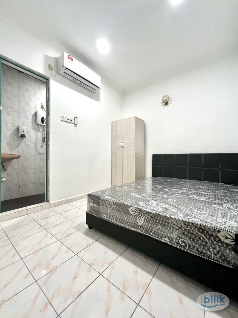 📌[ NEW CONCEPT ] SPACIOUS Master Room at Taman Johor Jaya, Johor Bahru ✨🚩⭐