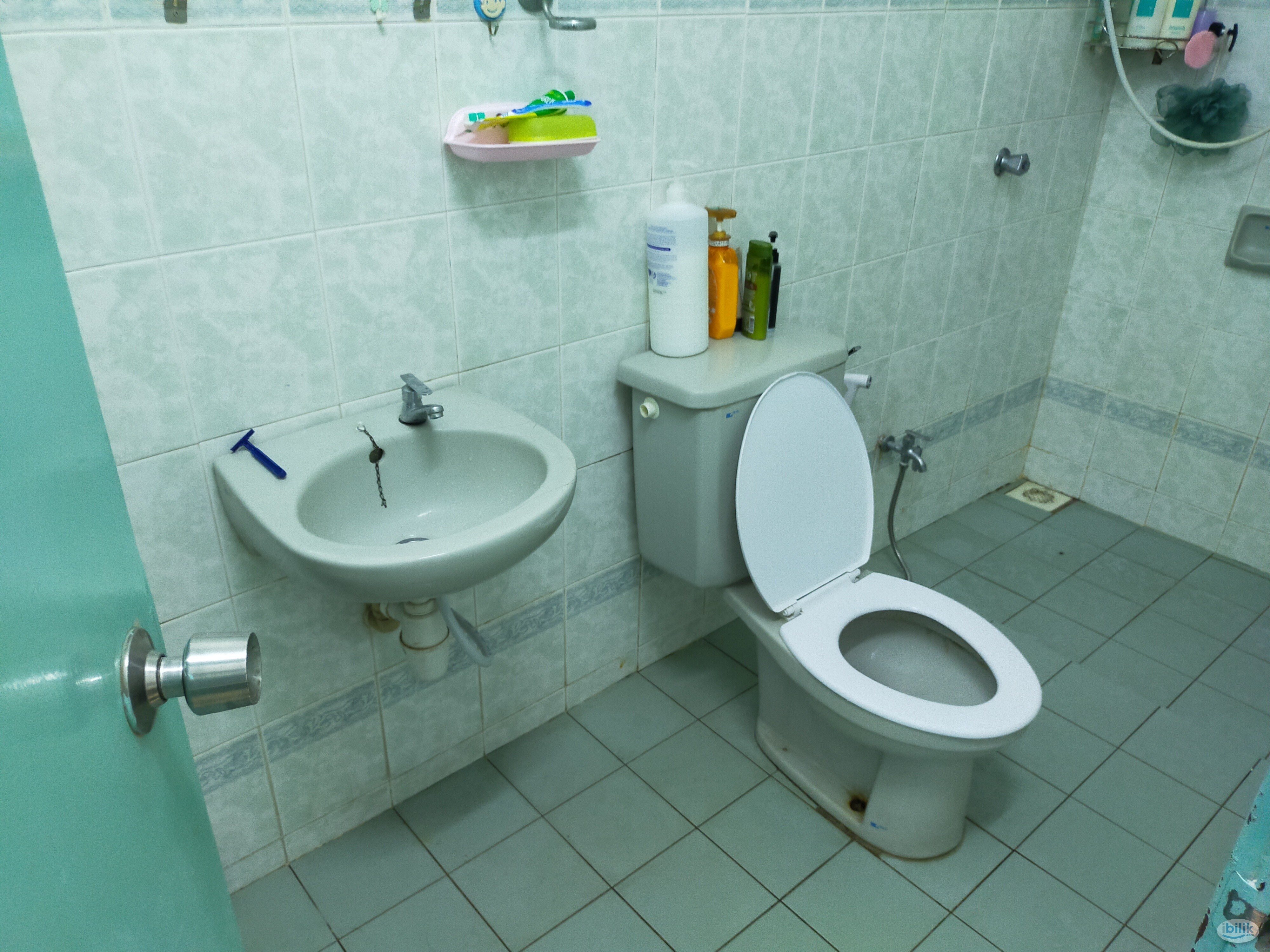 air cond Single Room at Bandar Puchong Jaya, Puchong - Image 1