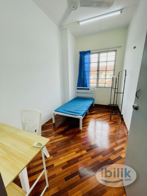 Single Room For Rent At Puchong - Image 1
