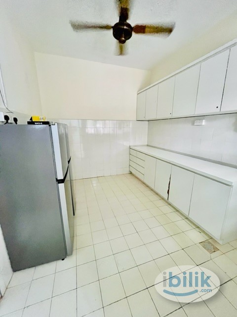 Single Room For Rent At Puchong - Image 4