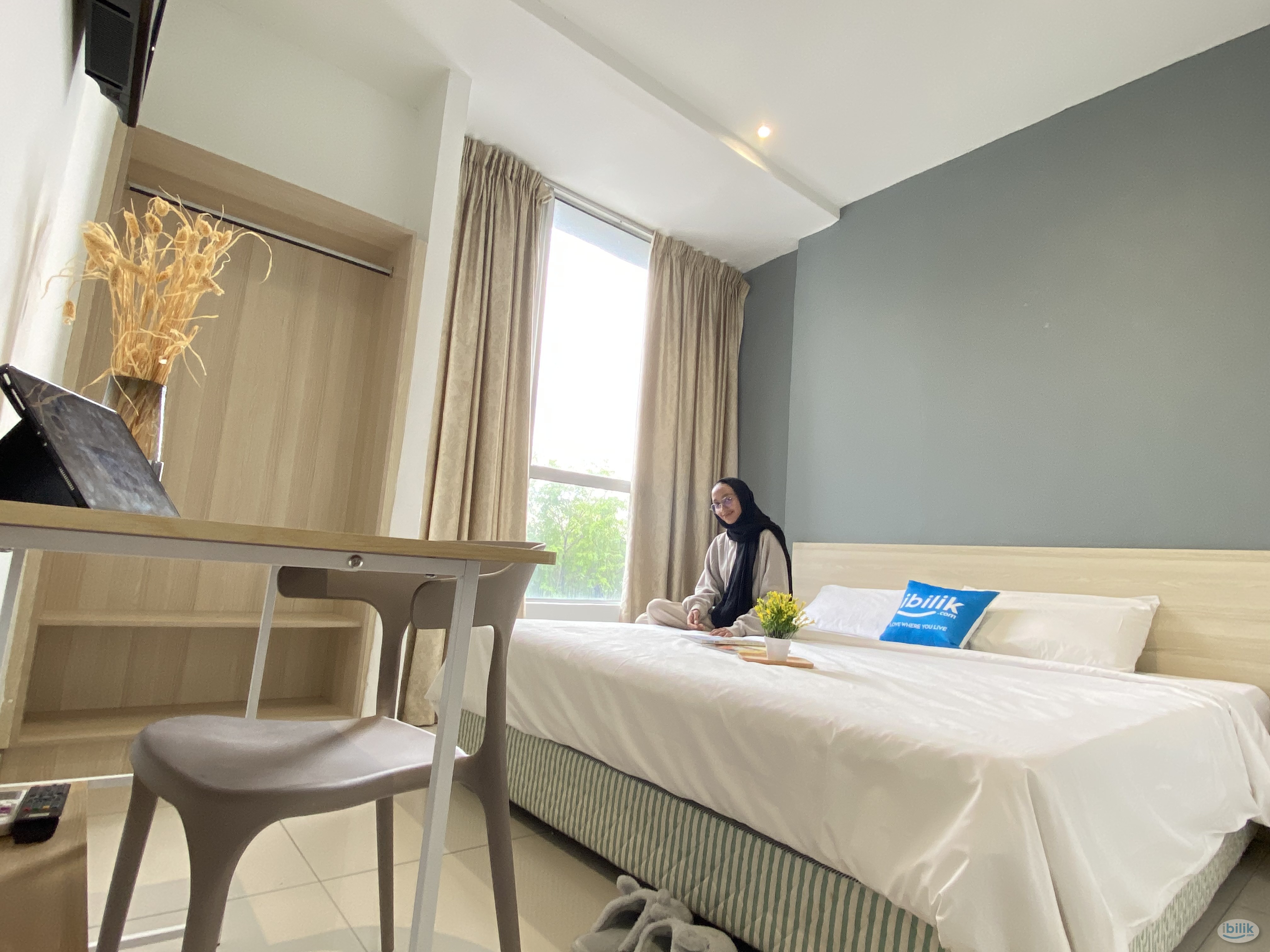 🏕️New Co-living Hotel Room With Private Bathroom @SS 21👣❤️ - Image 1