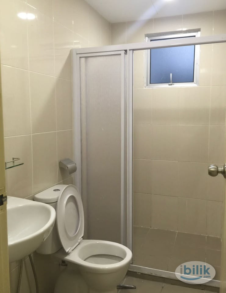 Master Room at OUG Parklane, Old Klang Road - Image 3