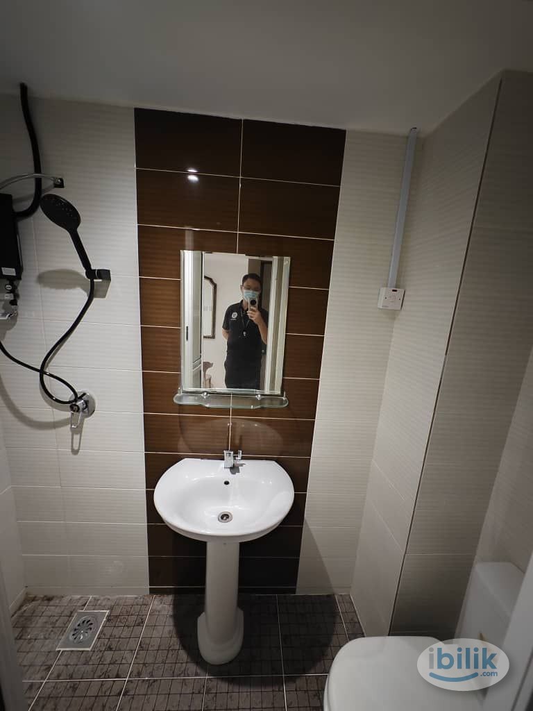 🚶 LRT Chow Kit 🚇 No Deposit Room attach Toilet at Jalan Raja Laut Chow Kit - Image 2