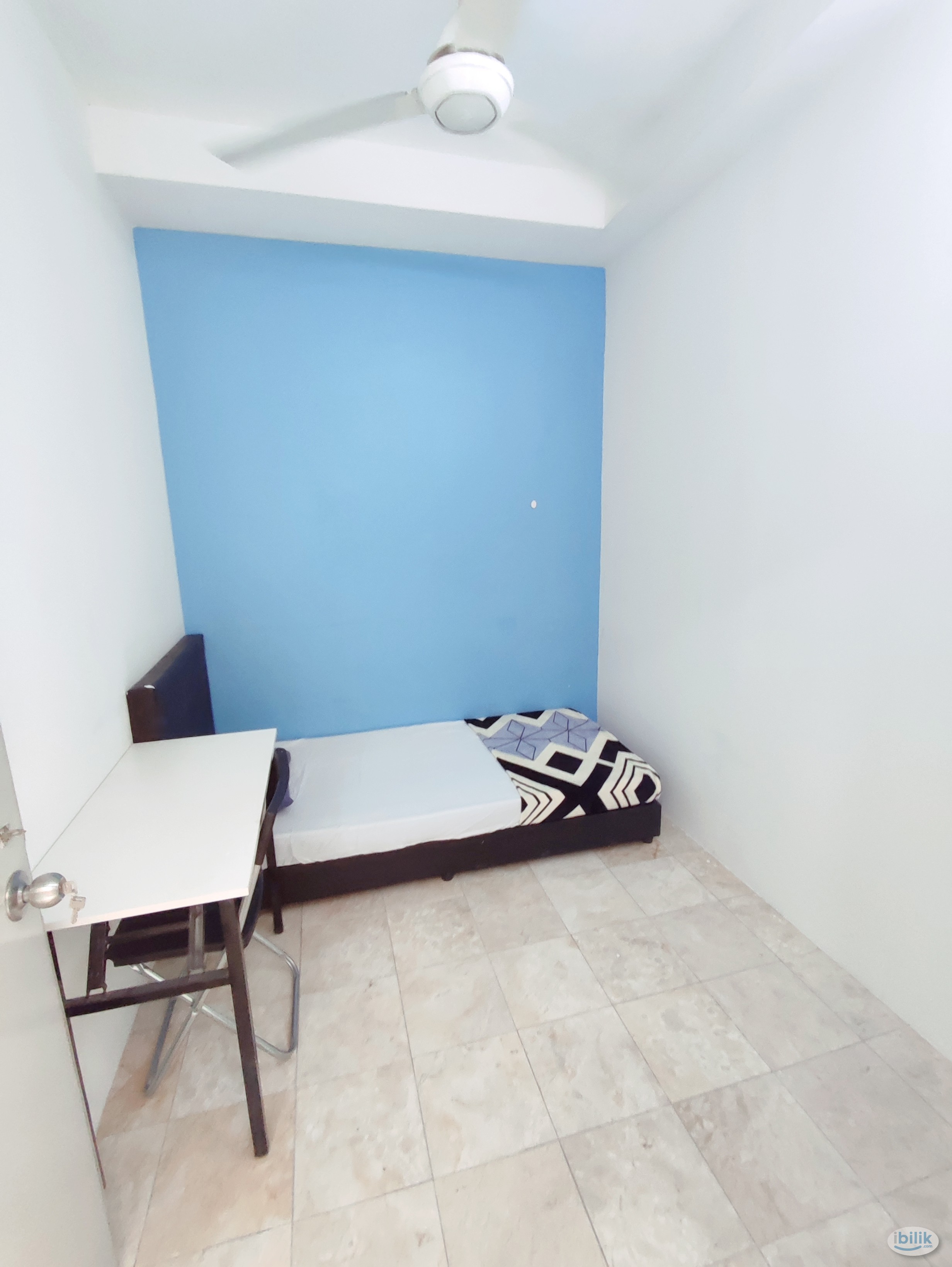 Female Budget single room at uptown Damansara ss21/54 - Image 1