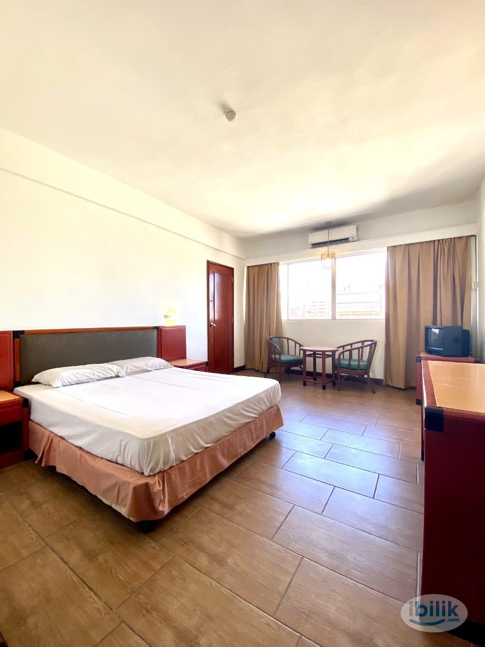 🔥0️⃣Zero Deposit✅🔥 , M1 Hotel , Chow Kit Area With Private Parking , 3Mins To Monorail Chow Kit , Master Bedroom , 5 Min - Image 1