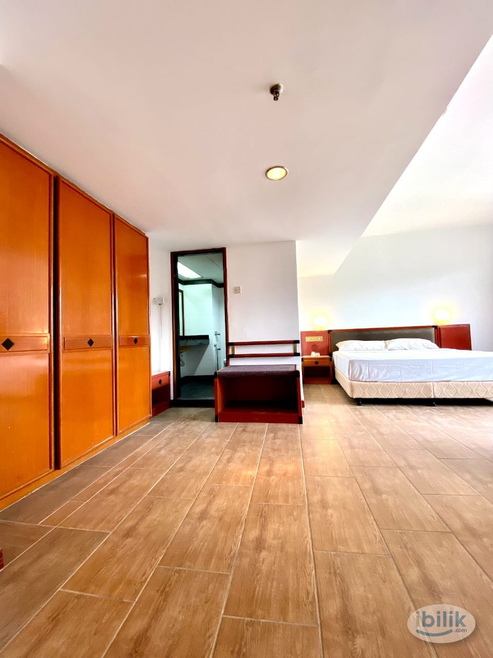 🔥0️⃣Zero Deposit✅🔥 , M1 Hotel , Chow Kit Area With Private Parking , 3Mins To Monorail Chow Kit , Master Bedroom , 5 Min - Image 2