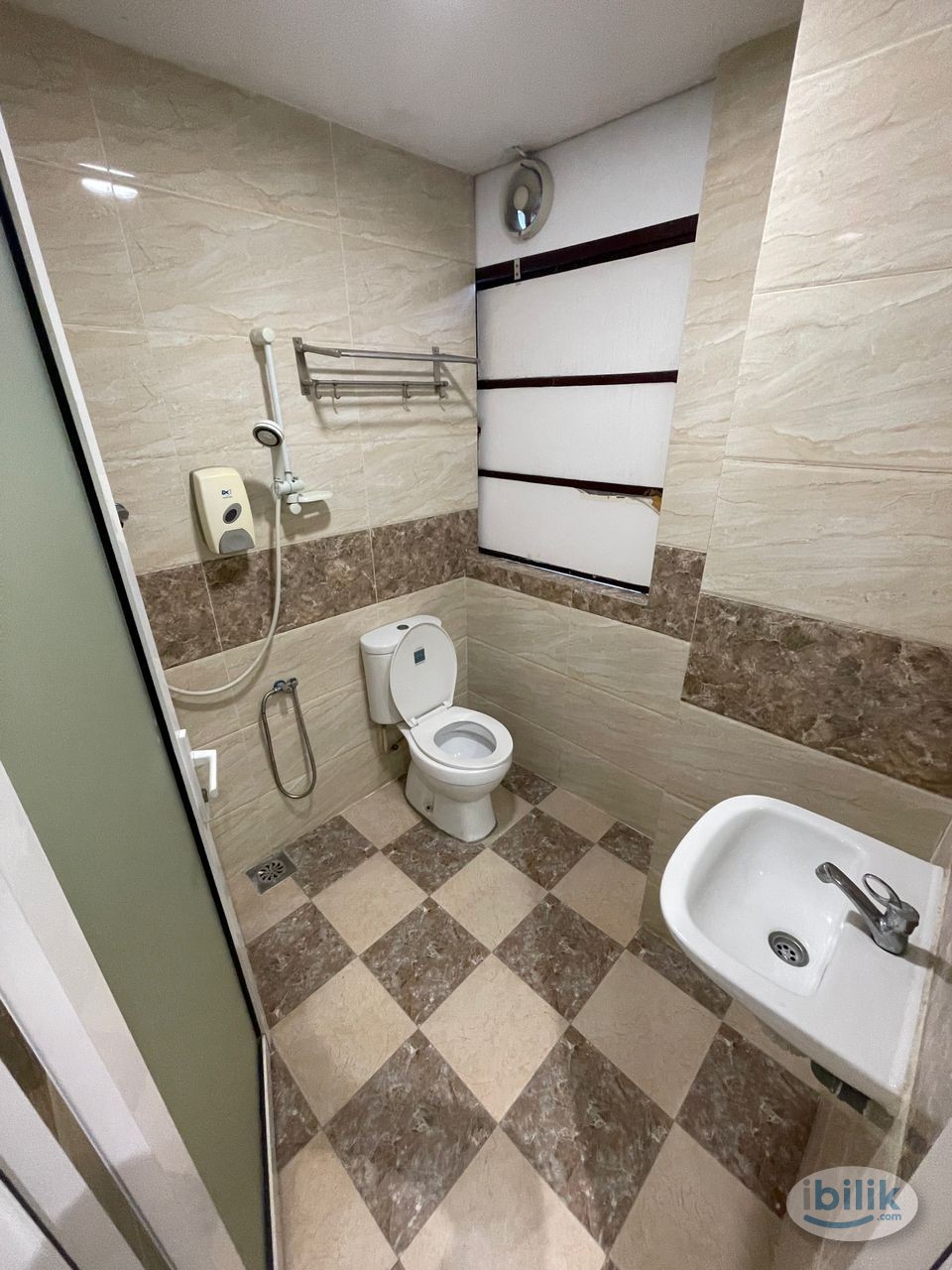 ✨ SS3 Master room for rent🔥🌻🚨Near Icon City，Paradigm Mall🚨 - Image 3