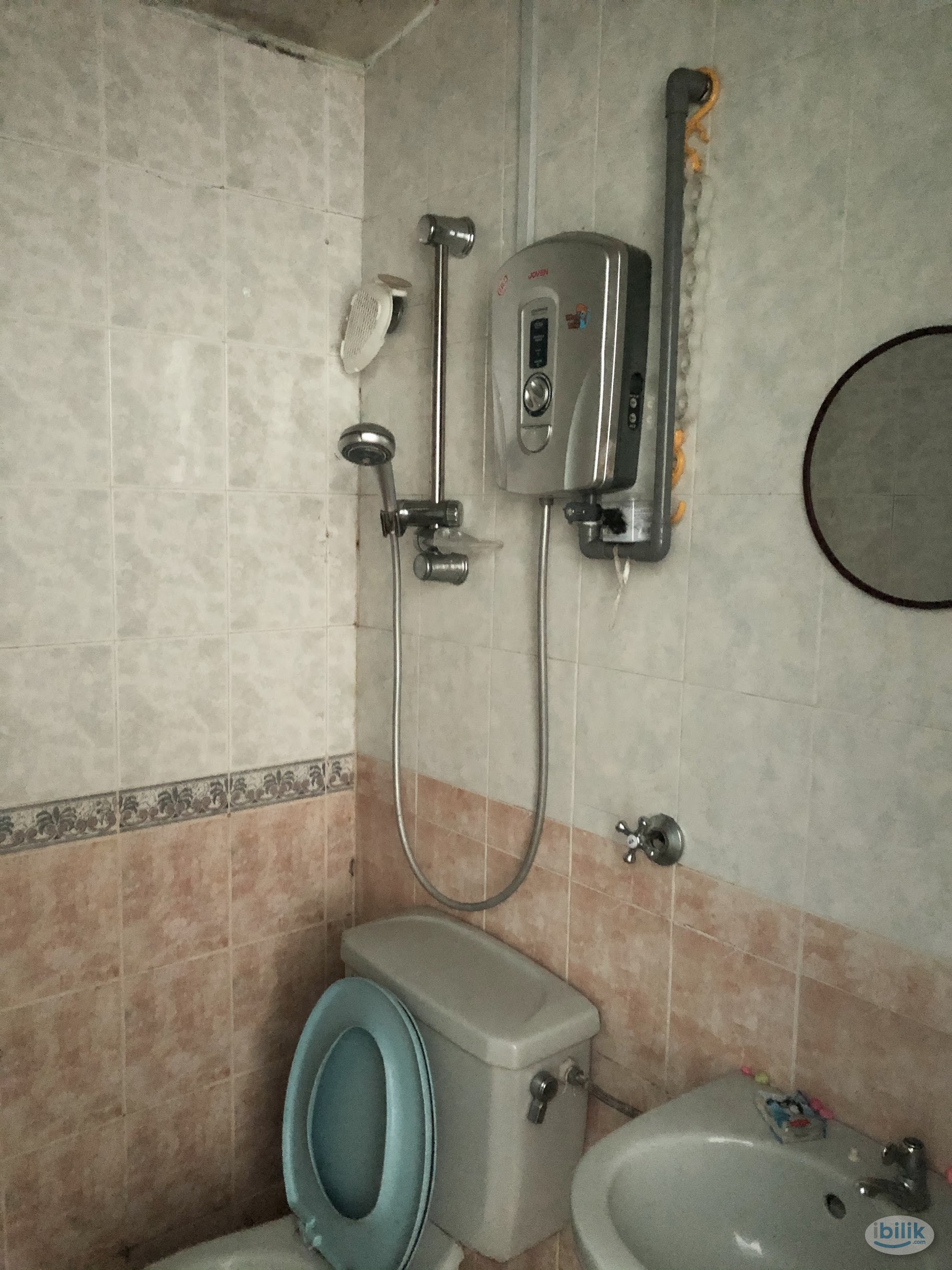 3mins 🚶‍♀️ to INTI College 🏫 Room with Air-Cond in SS15, Subang Jaya Easy Access LRT Station 🚡 - Image 2