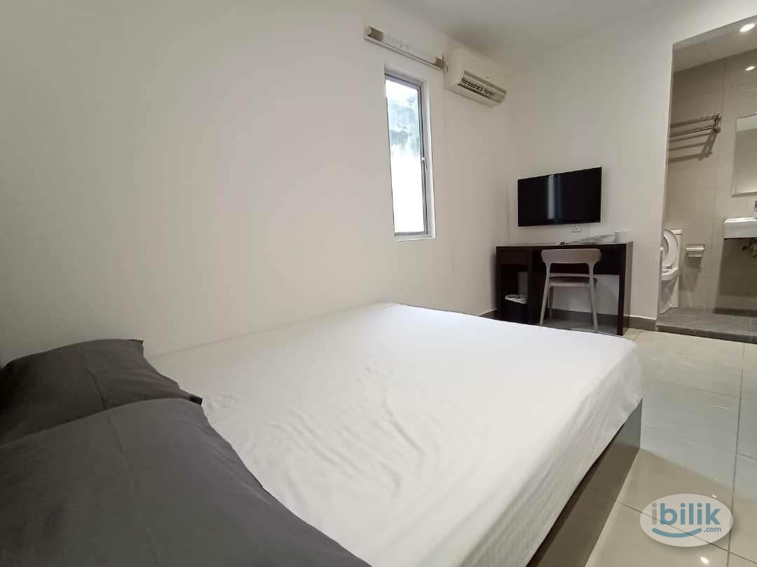 Low deposit Master room Private bathroom at Petaling Street , Walking distance to Mrt Pasar Seni, Walking distance to Lr - Image 3