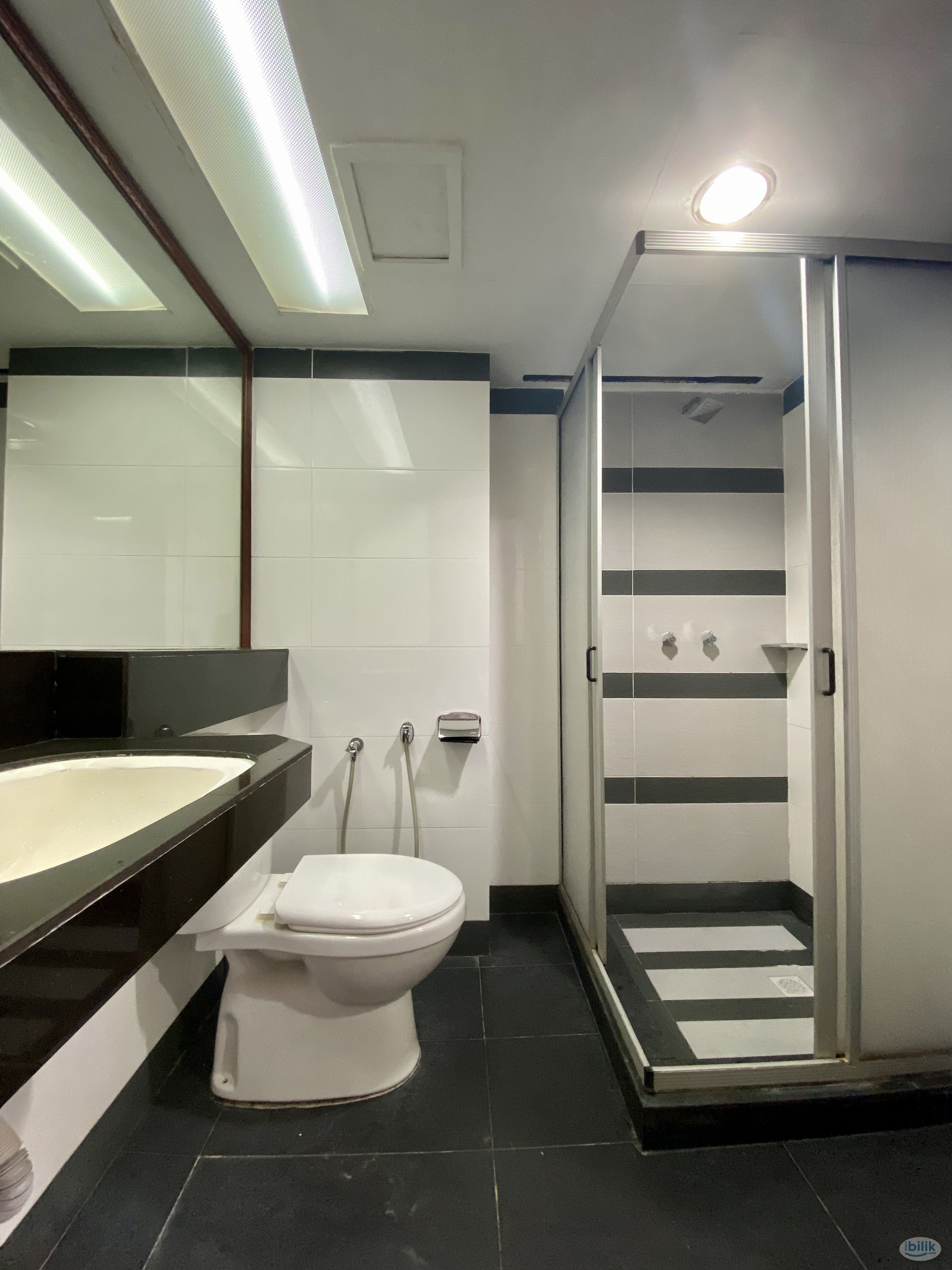 3 mins to MRT Chow Kit 🚇Near KLCC 🌟 Ready Move In Room - Image 3