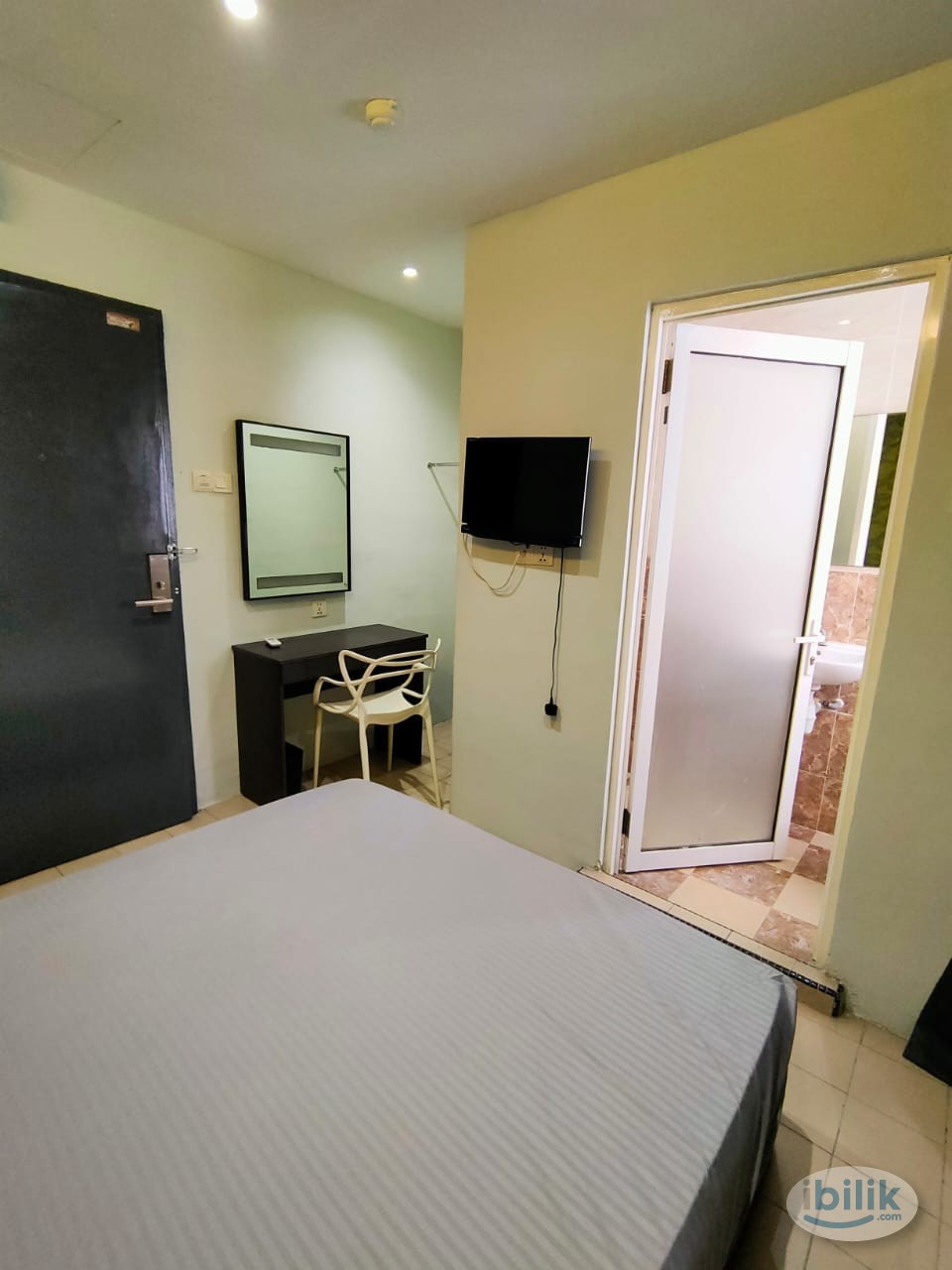 Master Room for Rent at PJS 8 Bandar Sunway, Puchong, Sunway Pyramid - Image 5