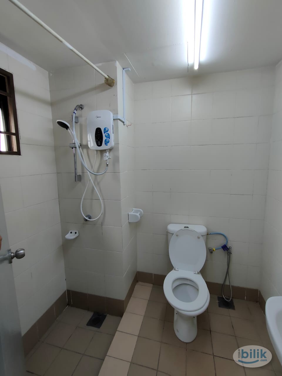 Master Room at Puri Aiyu, Shah Alam - Image 3