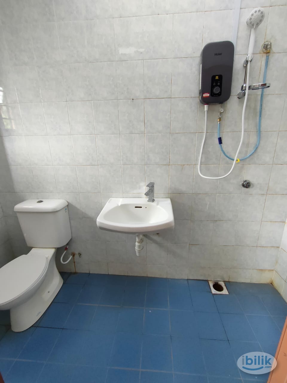 Master Room at Berjaya Park, Shah Alam - Image 5