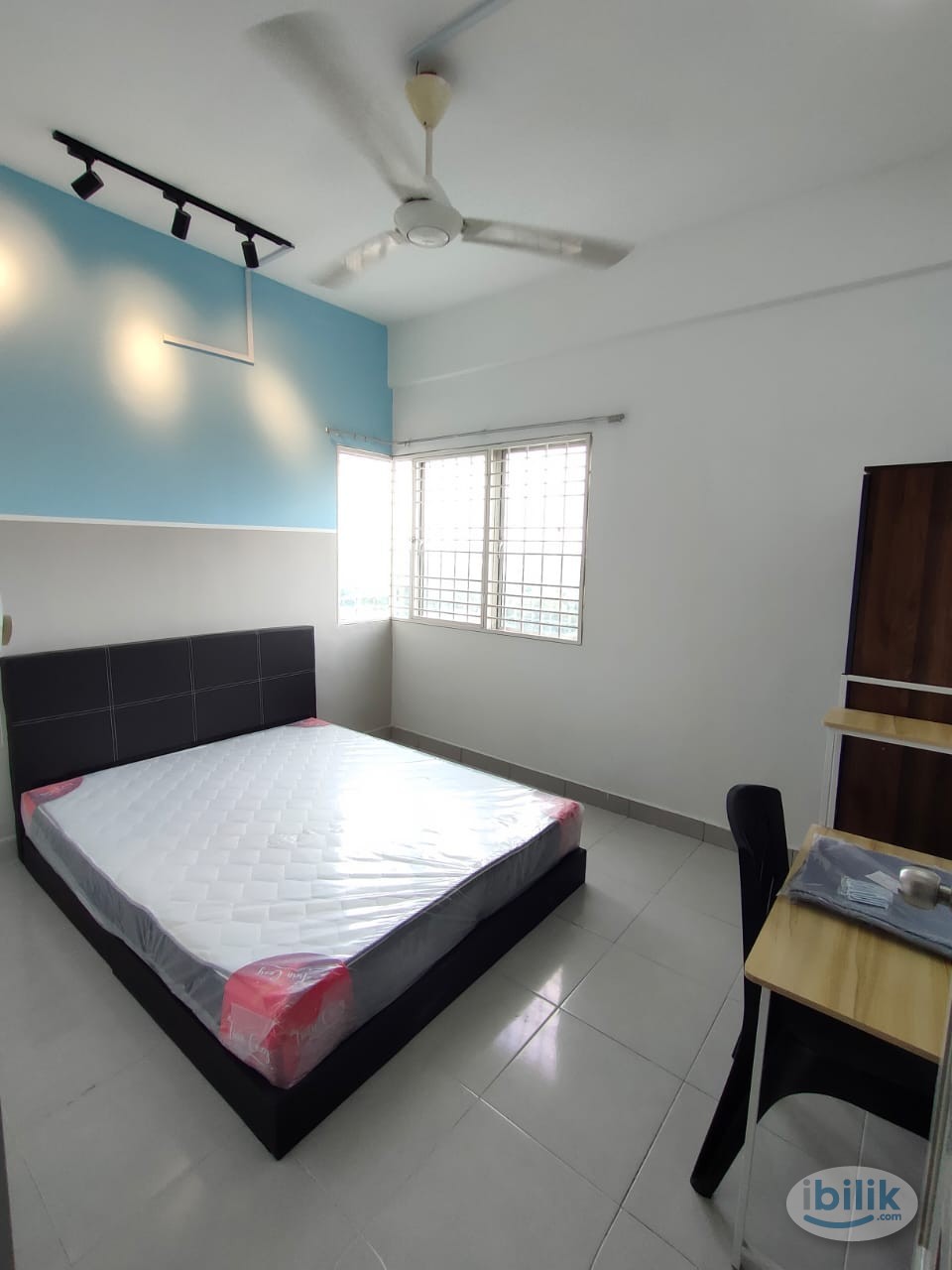 Middle Room at Kemuning Aman, Kota Kemuning - Image 1