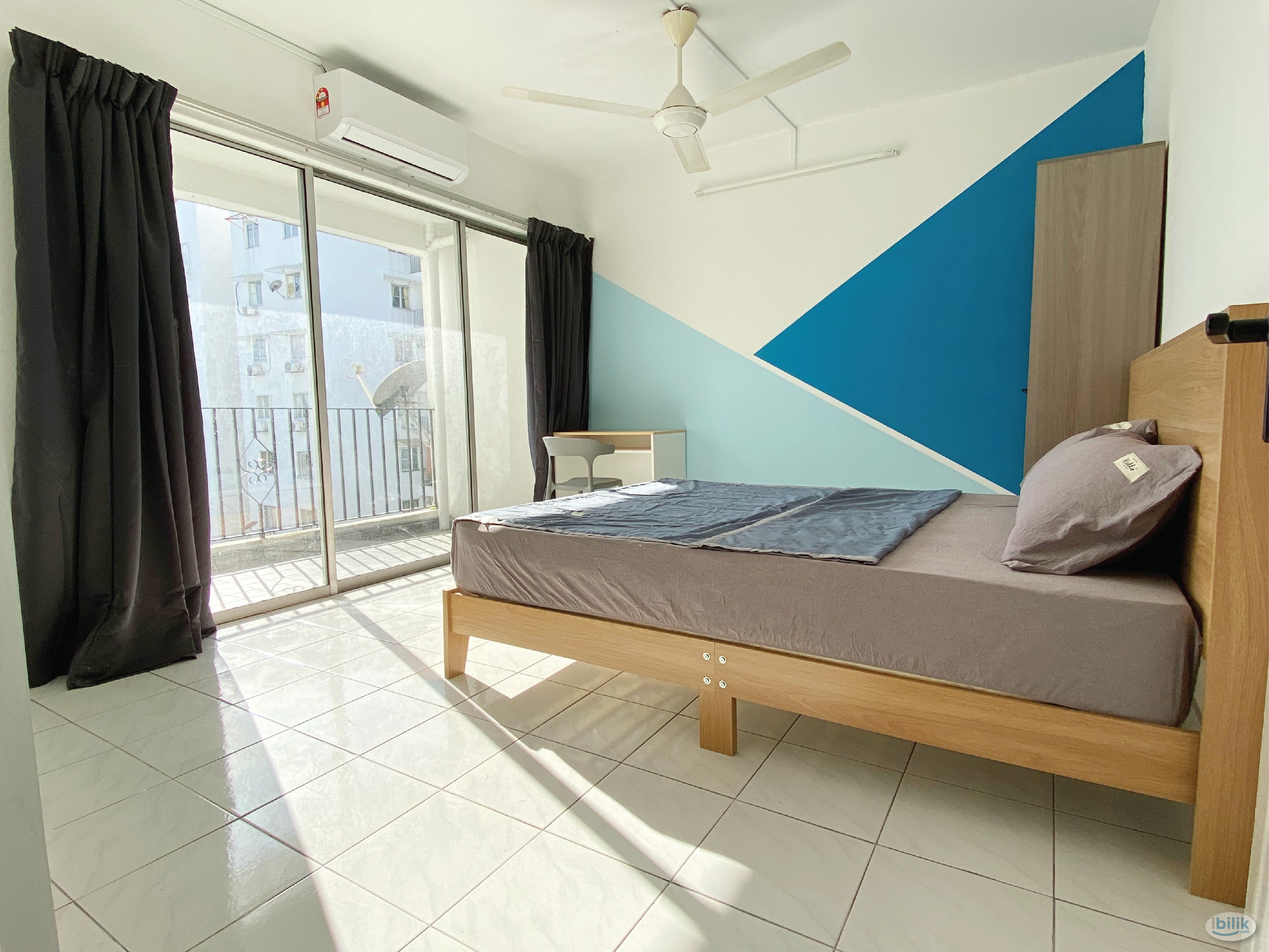 【New Renovated】Pantai Hillpark Phase 2 Aircon Room at Bangsar South - Image 1