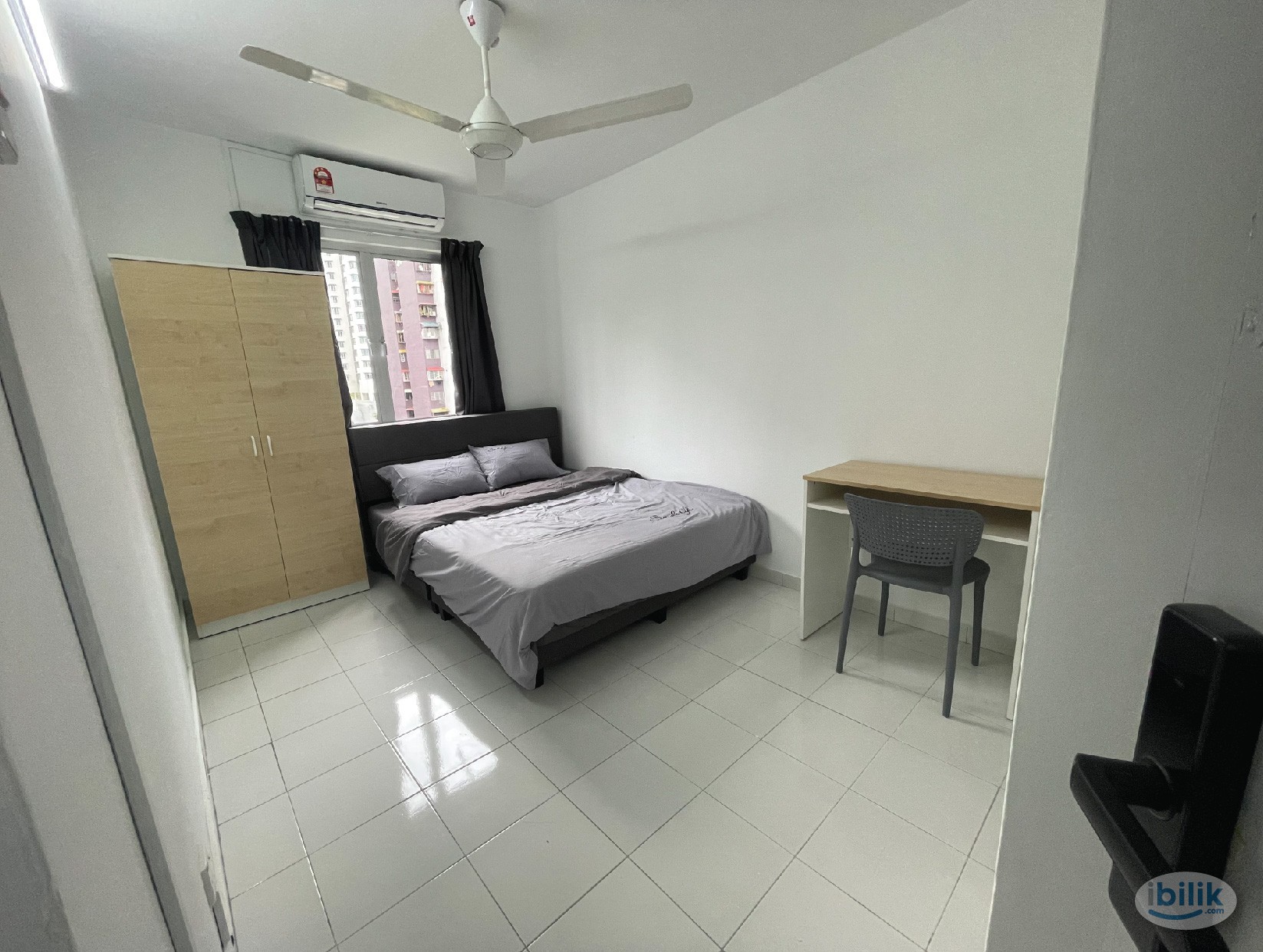【New Renovated】Pantai Hillpark Phase 2 Aircon Room at Bangsar South - Image 4