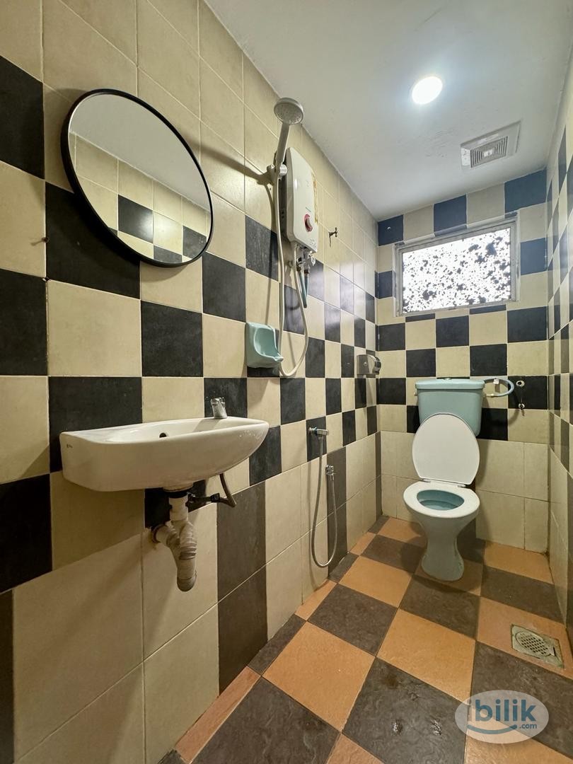 6 mins to Paradigm Mall ✨ Room for Rent at SS3 Petaling Jaya - Image 3
