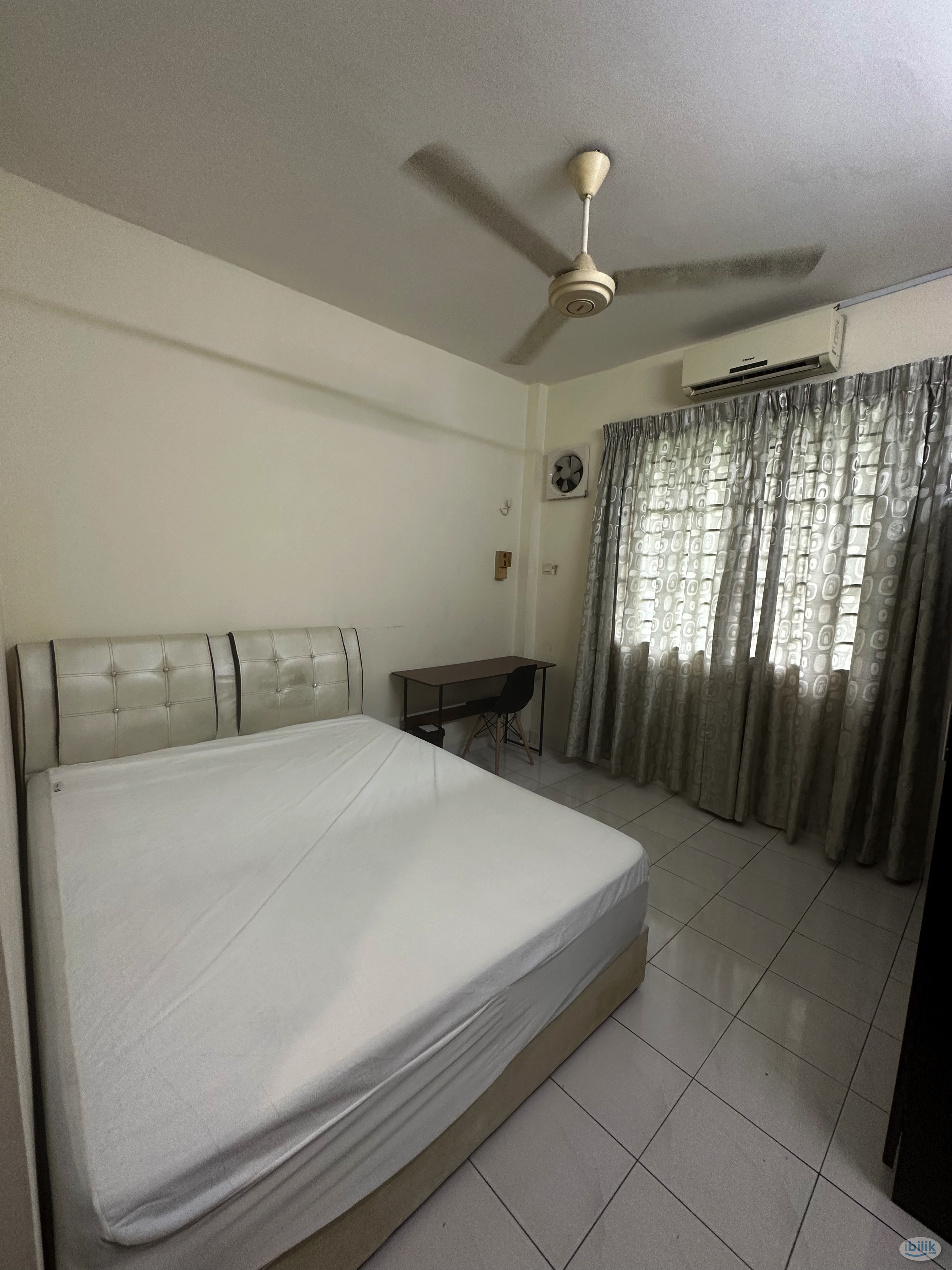 Room for Rent AVAILABLE at Bandar Sri Damansara - Image 1