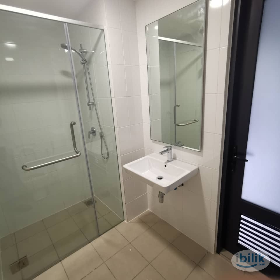 Middle Room at Parc 3, Cheras - Image 2