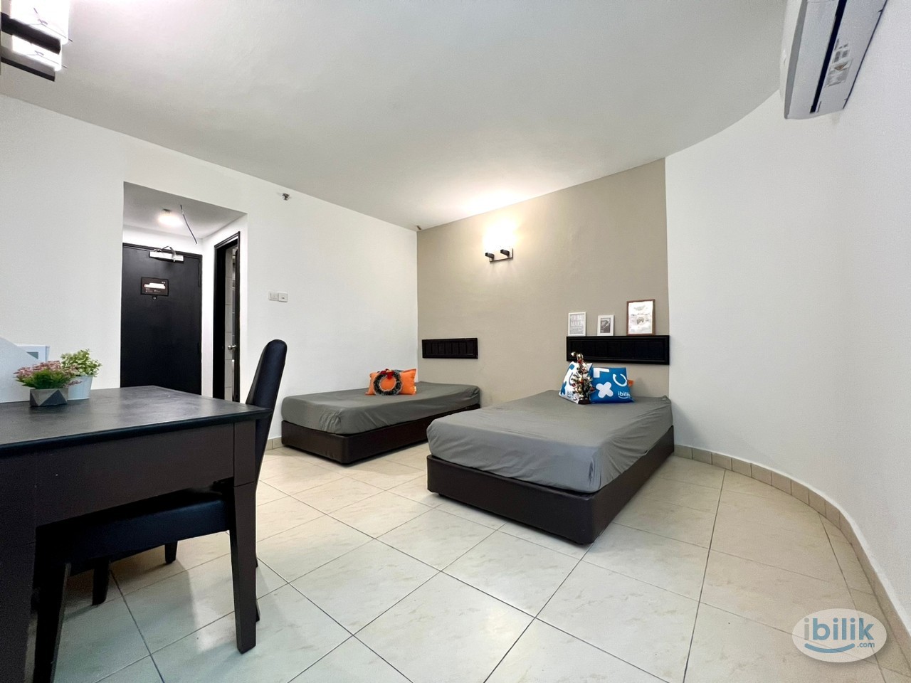 📌📌[ LOW DEPOSIT ] Master Room at Taman Johor Jaya ,  Johor Bahru 🎈🌸🌈 - Image 1