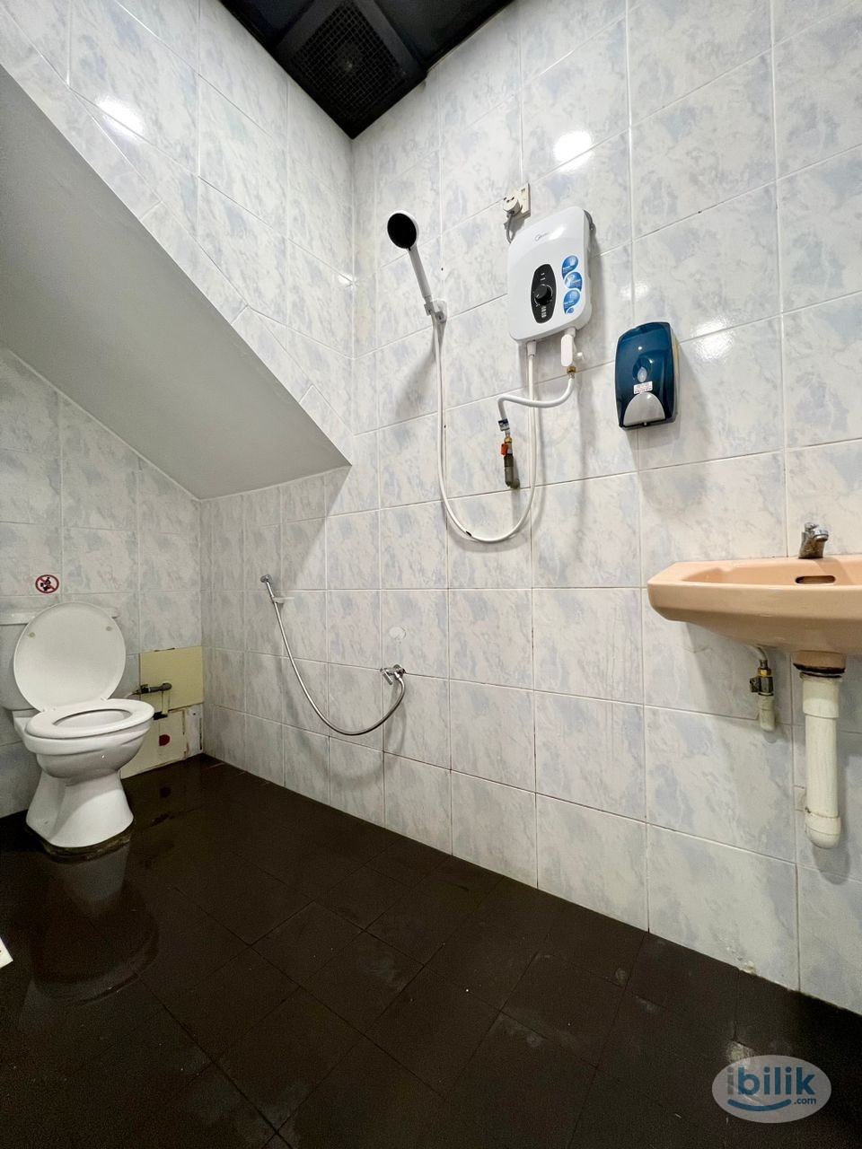 🚩RM 650 - Hotel Concept Master Room at Taman Johor Jaya, Johor Bahru📌📌🌈🌈 - Image 4